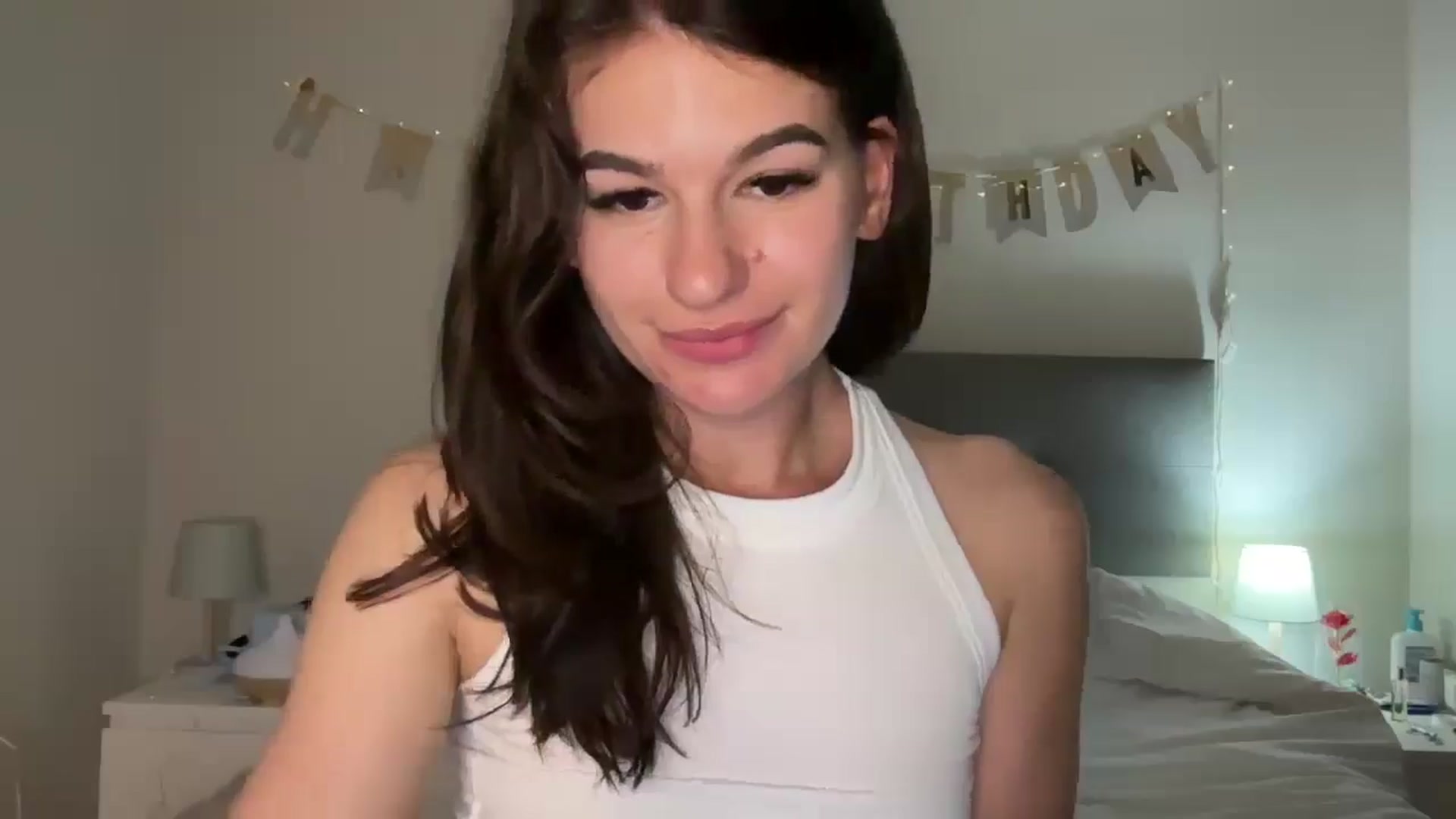Gallery image thumbnail from Mary1One's myfreecams stream on, 03/14/2026, 22:33 image 19 of 20