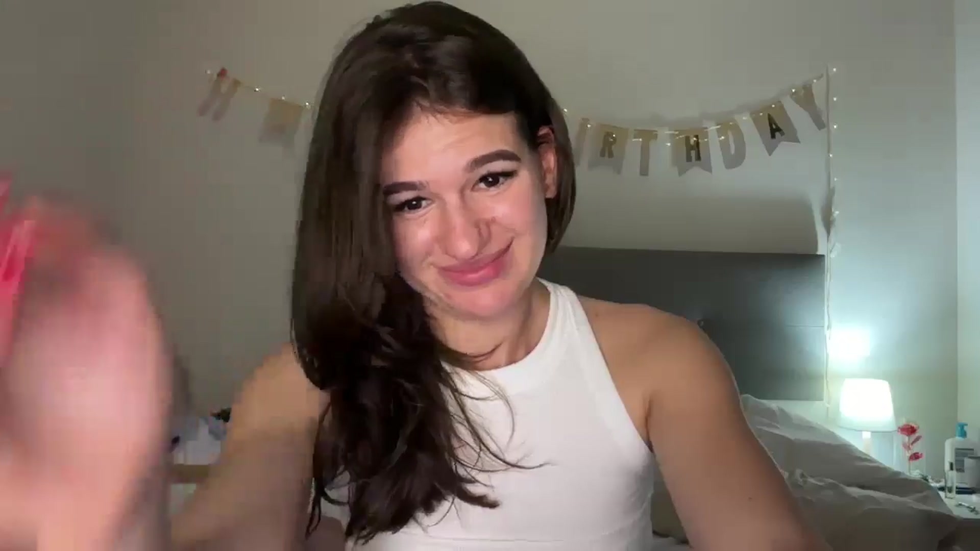 Gallery image thumbnail from Mary1One's myfreecams stream on, 03/14/2026, 22:33 image 6 of 20