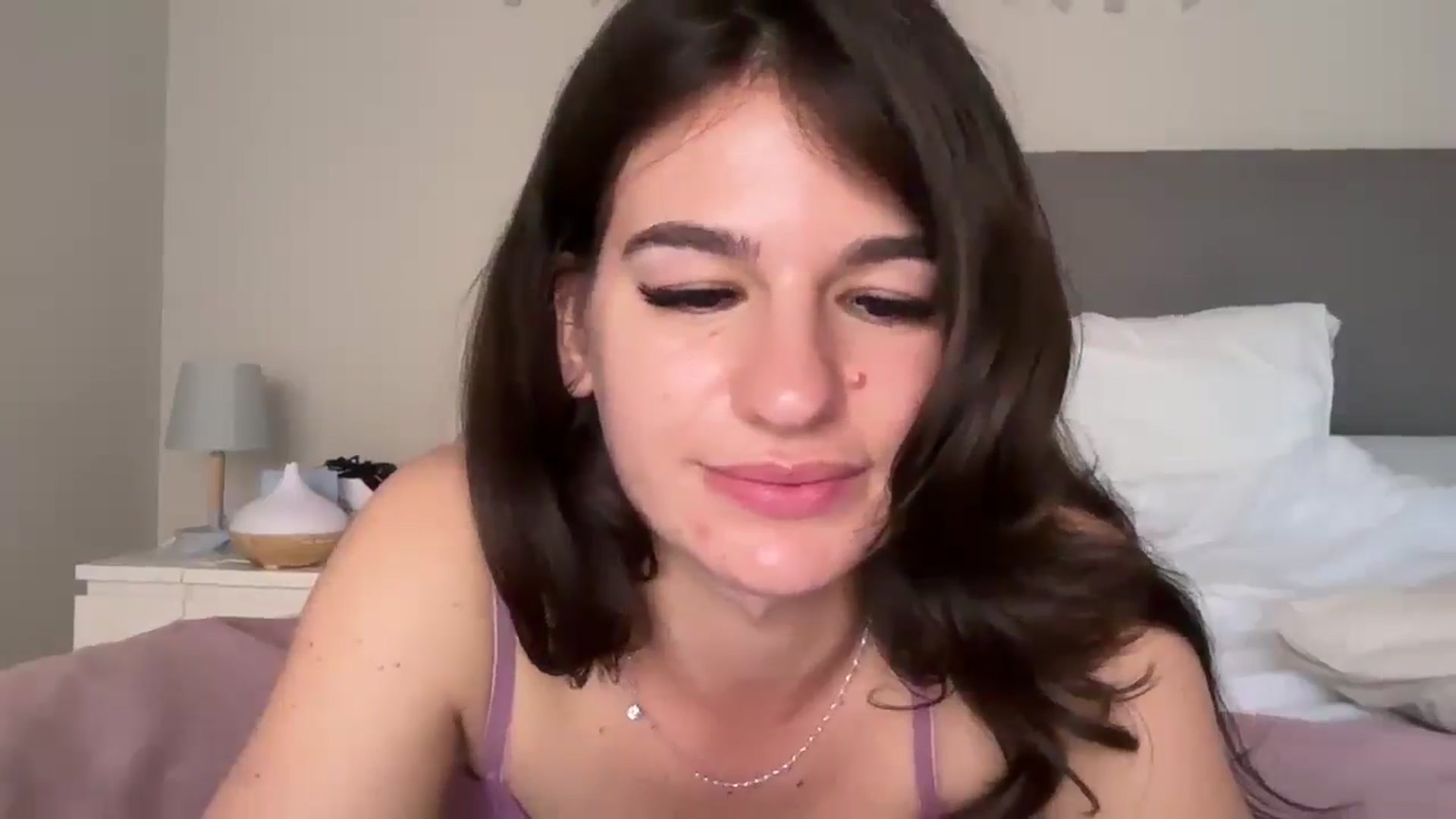 Gallery image thumbnail from Mary1One's myfreecams stream on, 03/15/2026, 17:43 image 19 of 20