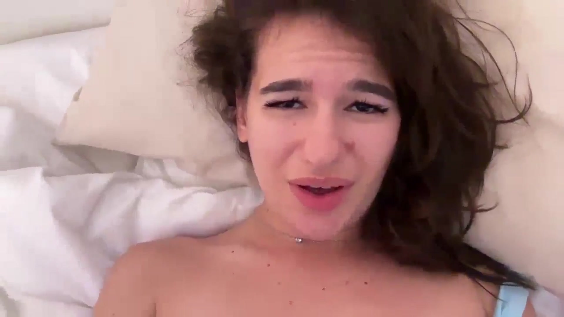 Gallery image thumbnail from Mary1One's myfreecams stream on, 03/22/2026, 15:58 image 15 of 20