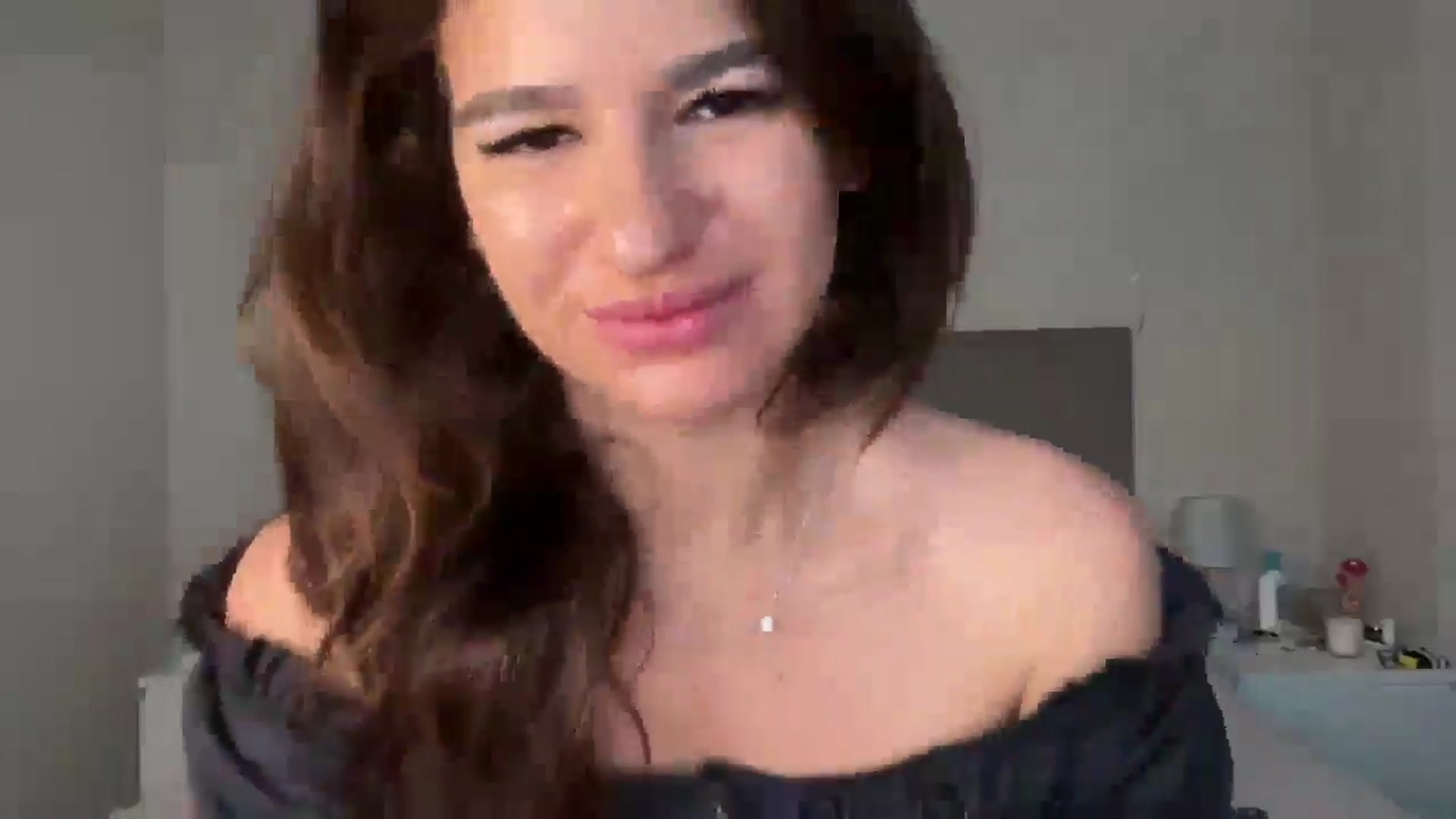 Gallery image thumbnail from Mary1One's myfreecams stream on, 04/15/2026, 06:52 image 9 of 20