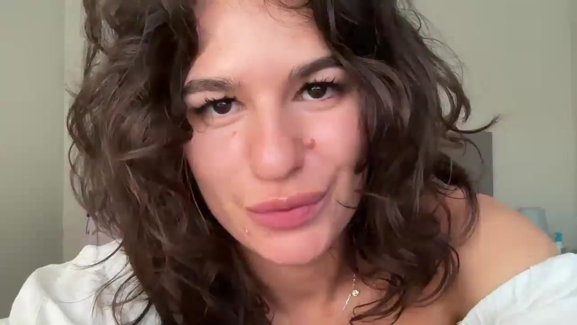 Gallery image thumbnail from Mary1One's myfreecams stream on, 04/24/2026, 17:34 image 19 of 20