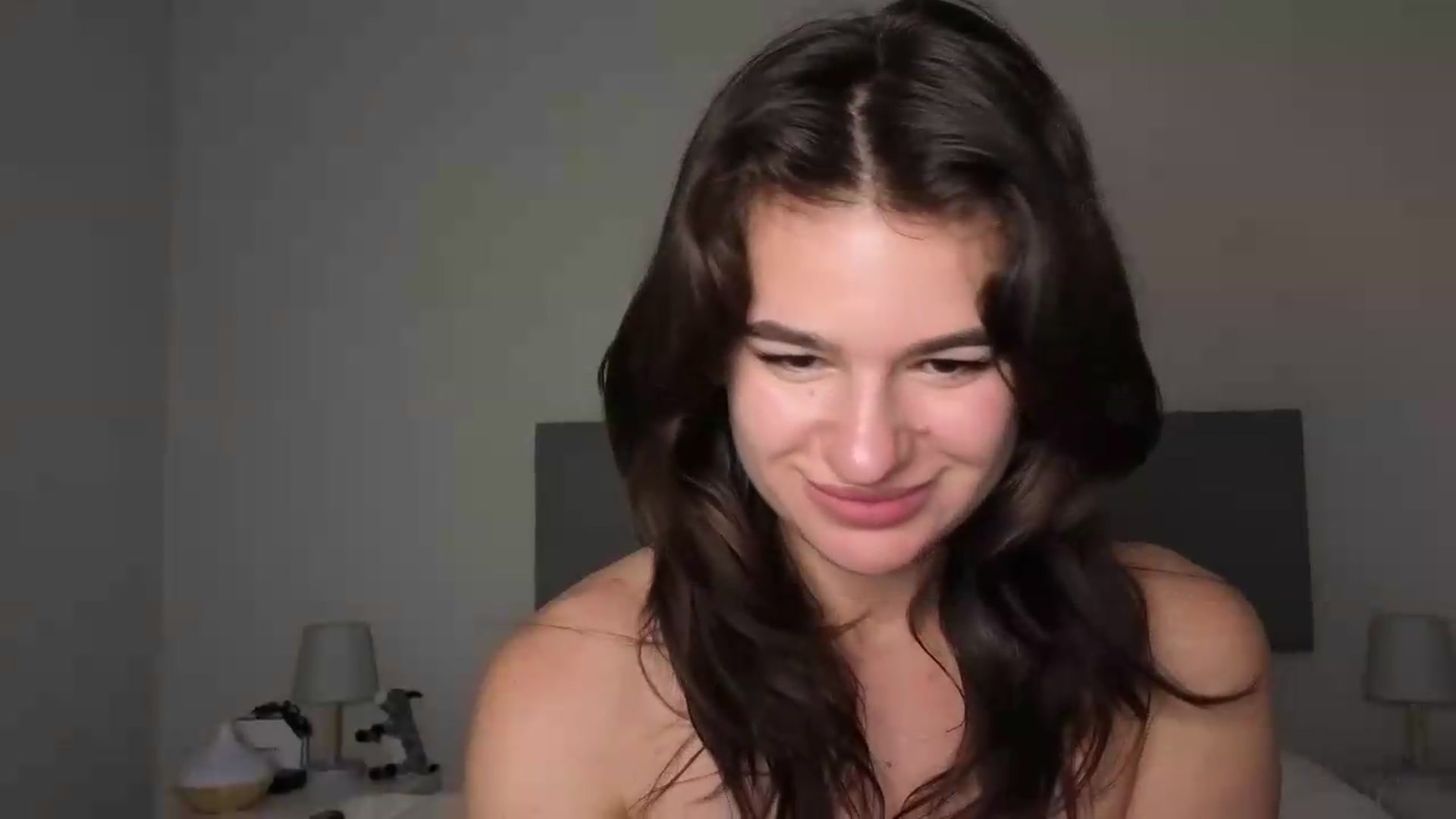 Gallery image thumbnail from Mary1One's myfreecams stream on, 05/15/2026, 20:43 image 6 of 20