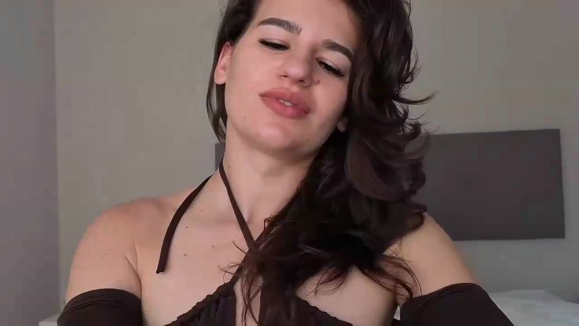 Gallery image thumbnail from Mary1One's myfreecams stream on, 05/24/2026, 16:41 image 5 of 20