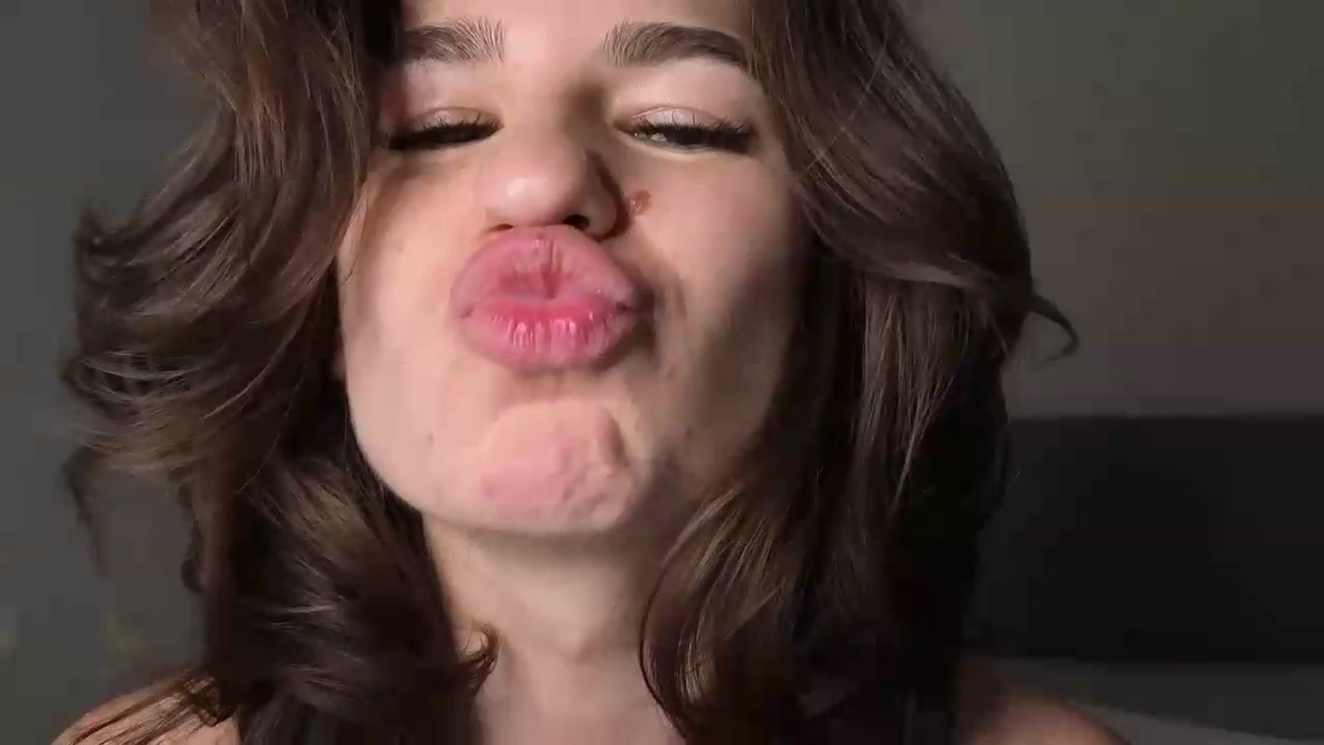 Gallery image thumbnail from Mary1One's myfreecams stream on, 06/04/2026, 19:53 image 20 of 20