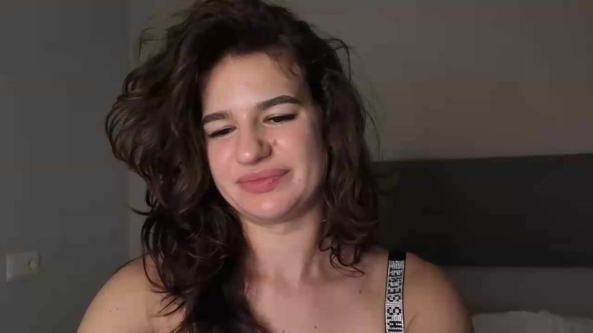 Gallery image thumbnail from Mary1One's myfreecams stream on, 06/08/2026, 20:01 image 20 of 20