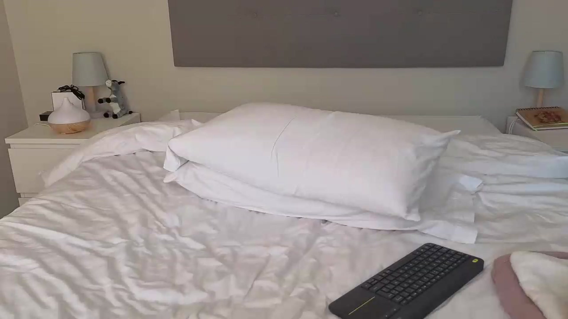 Gallery image thumbnail from Mary1One's myfreecams stream on, 06/13/2026, 16:57 image 10 of 20