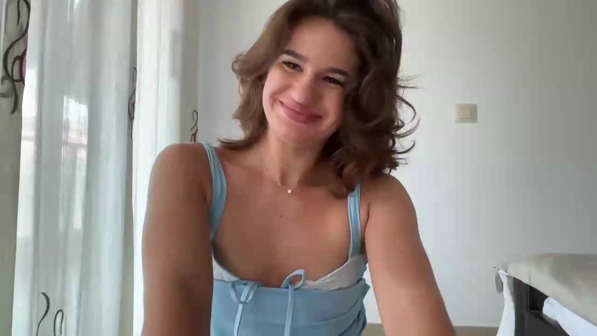 Gallery image thumbnail from Mary1One's myfreecams stream on, 08/01/2026, 14:31 image 6 of 20