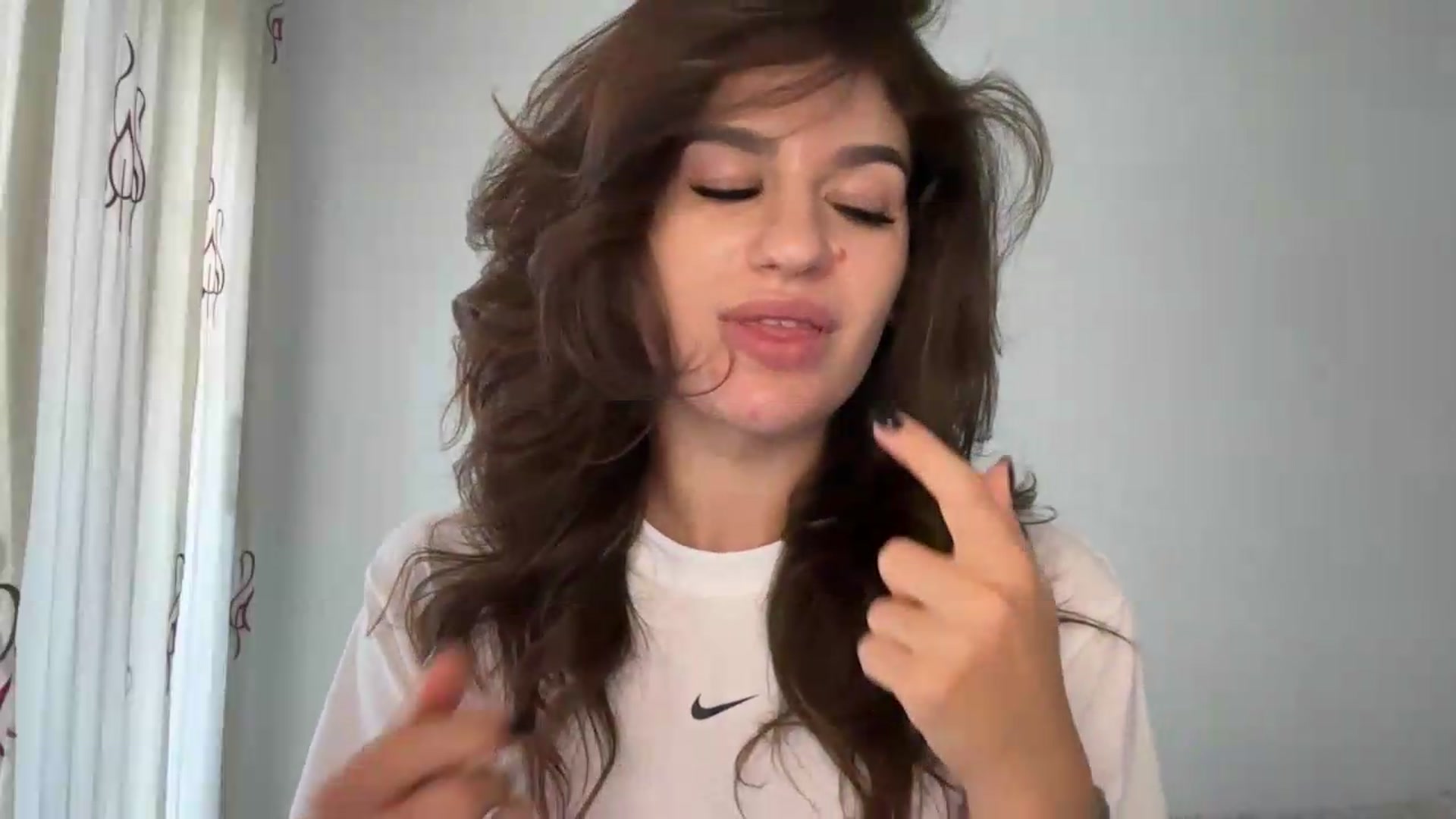 Gallery image thumbnail from Mary1One's myfreecams stream on, 08/14/2026, 15:14 image 2 of 20
