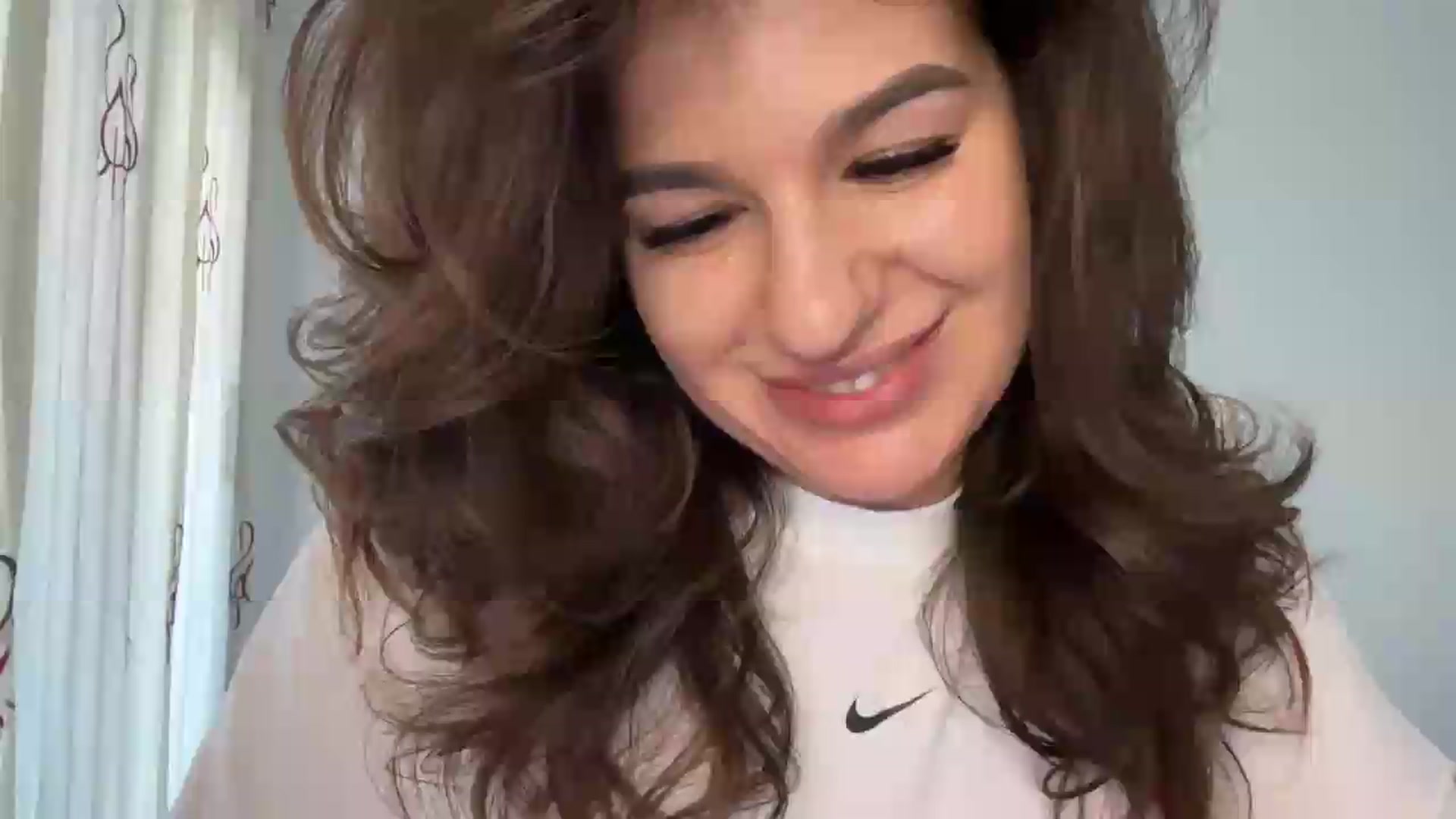 Gallery image thumbnail from Mary1One's myfreecams stream on, 08/14/2026, 15:14 image 1 of 20