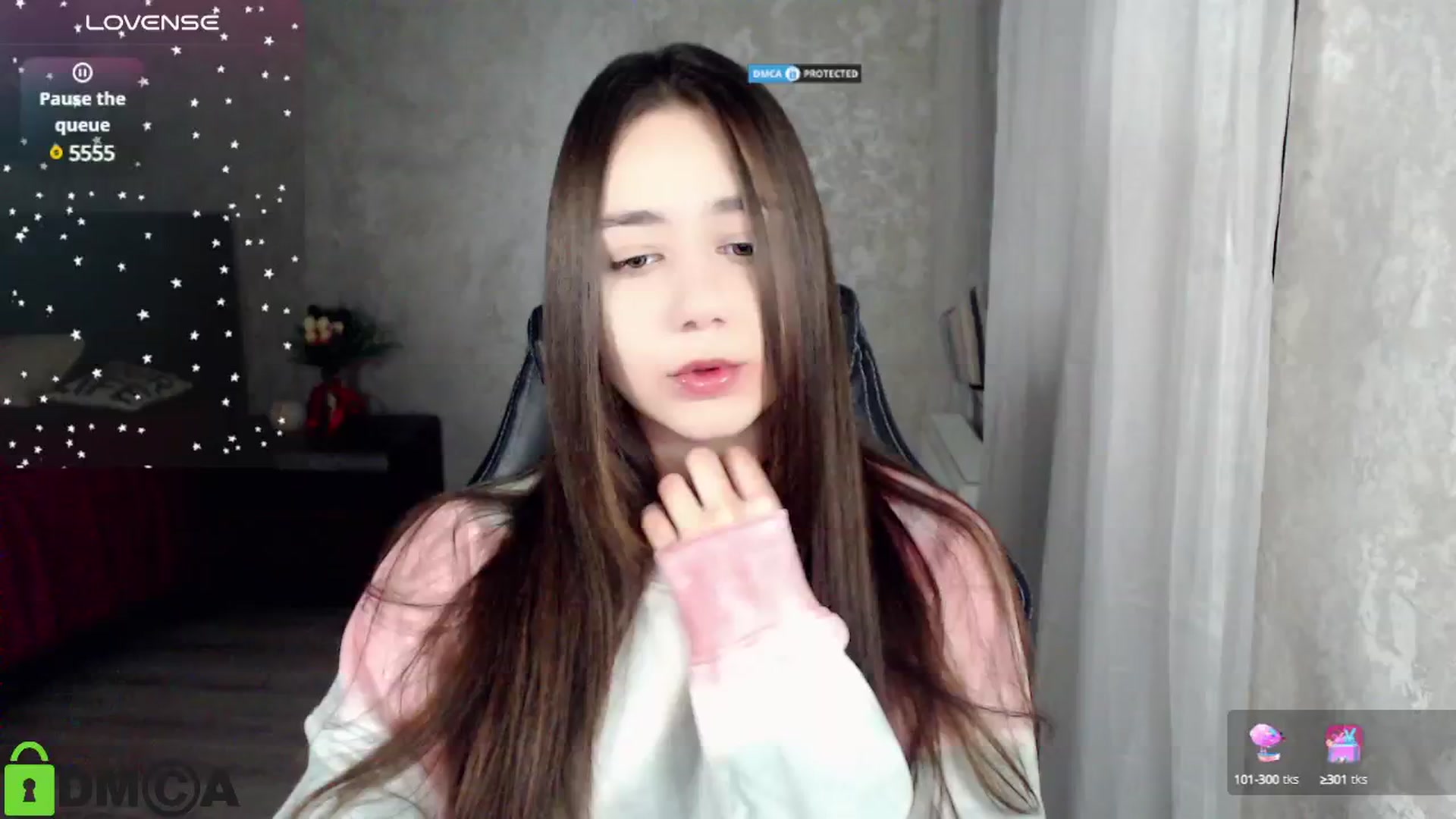 Gallery image thumbnail from MaryAmino's myfreecams stream on, 01/10/2025, 17:19 image 4 of 20