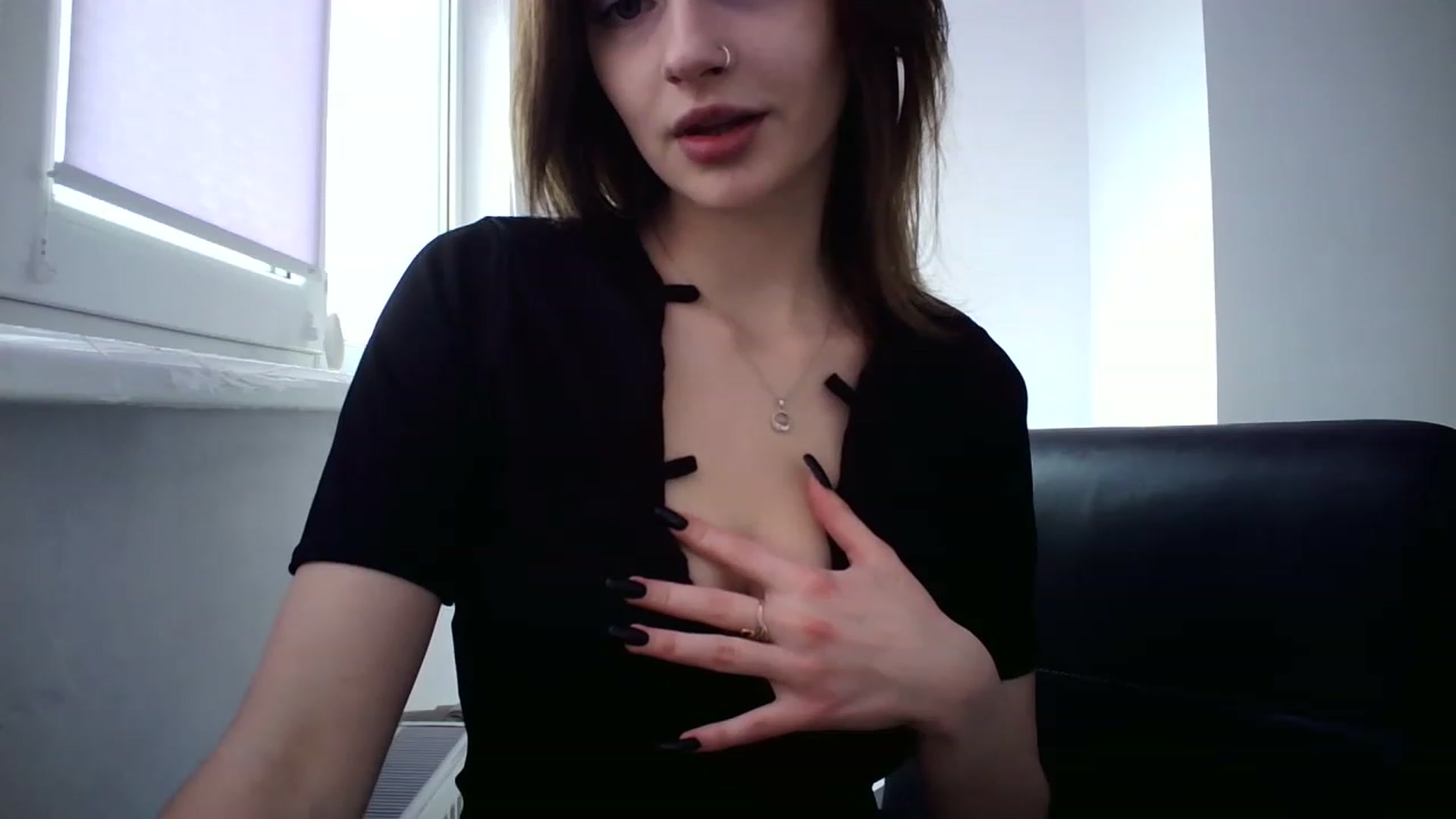 Gallery image thumbnail from MaryCoup's myfreecams stream on, 12/02/2022, 09:36 image 6 of 20