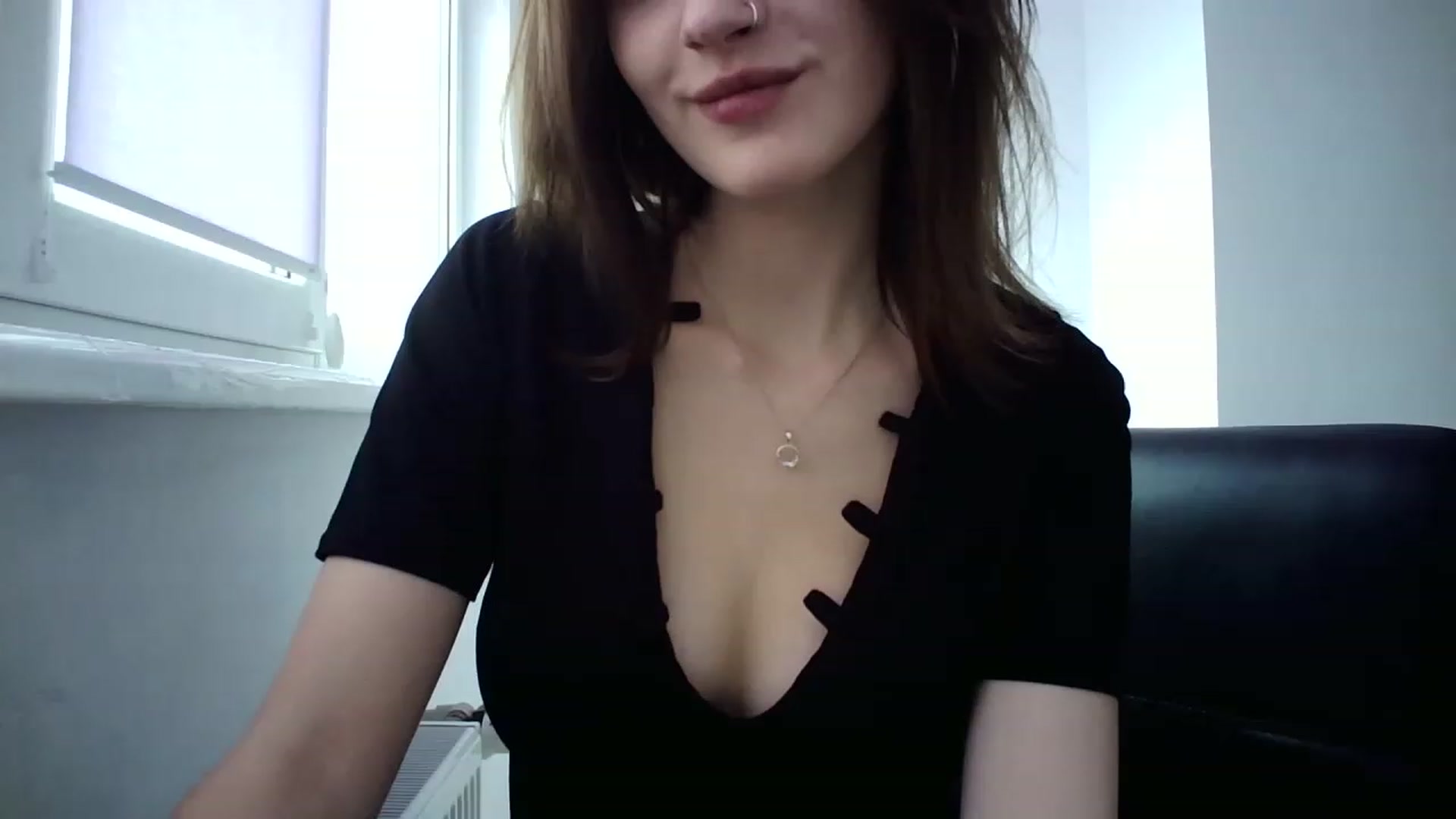 Gallery image thumbnail from MaryCoup's myfreecams stream on, 12/02/2022, 09:36 image 7 of 20