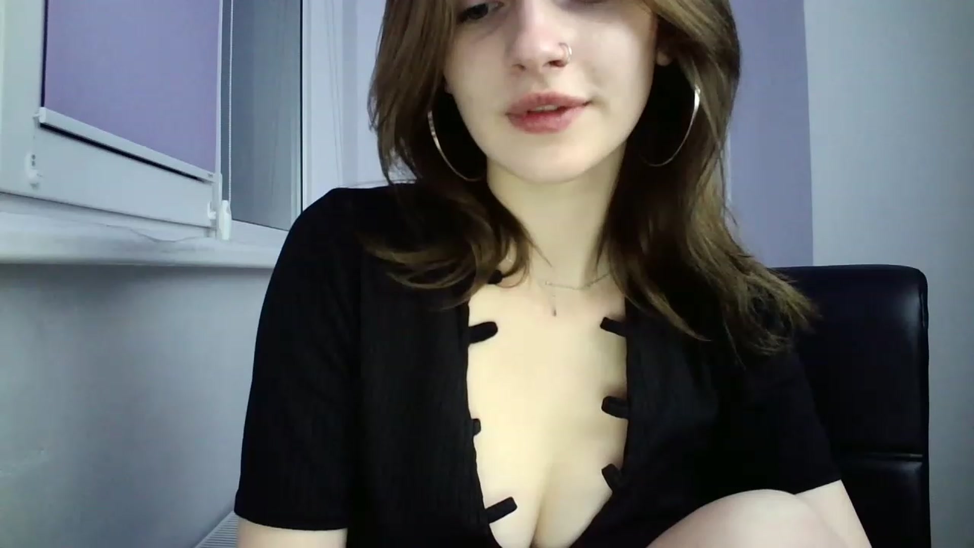 Gallery image thumbnail from MaryCoup's myfreecams stream on, 12/11/2022, 18:11 image 3 of 20