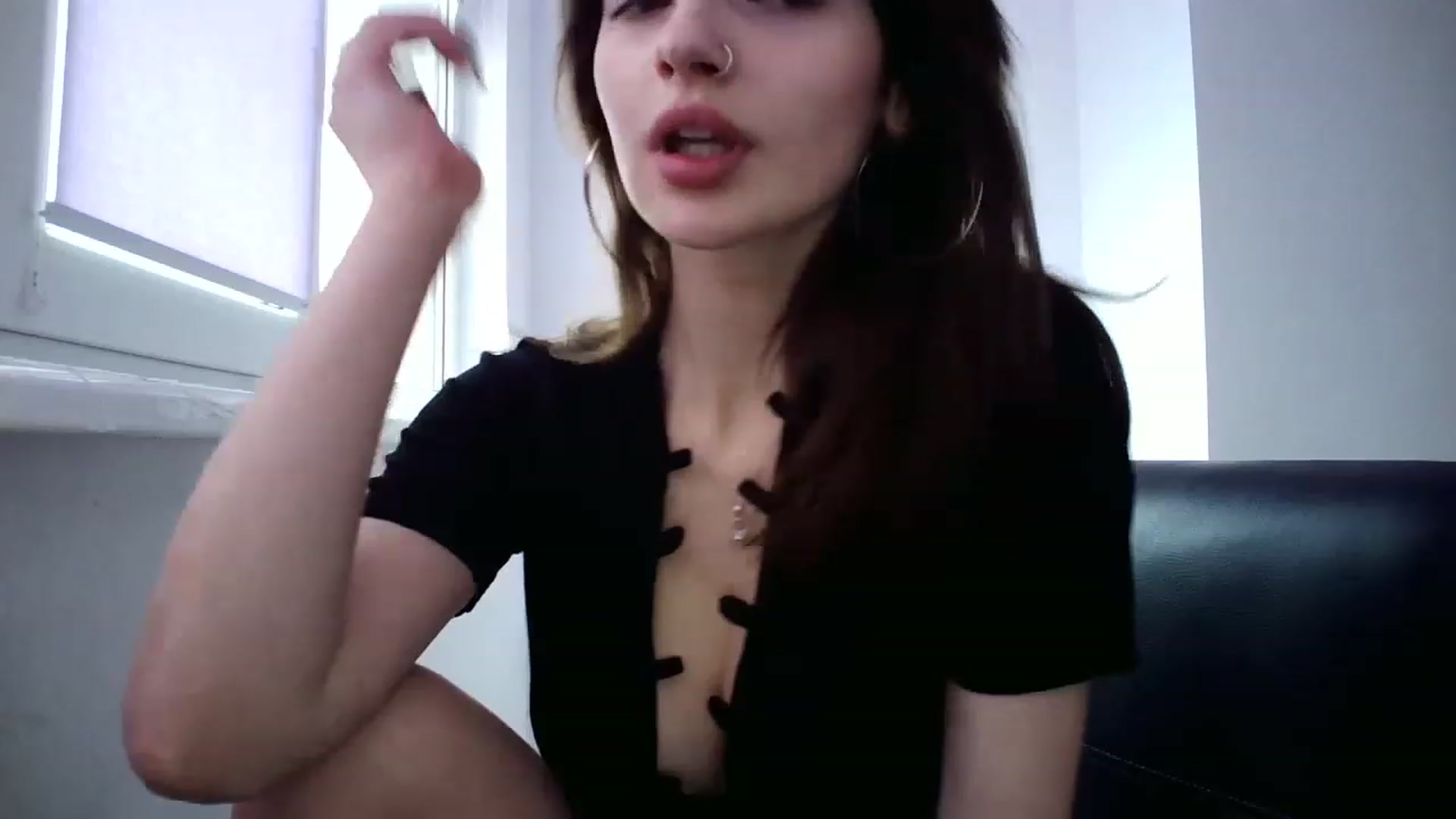 Gallery image thumbnail from MaryCoup's myfreecams stream on, 12/15/2022, 11:40 image 3 of 20