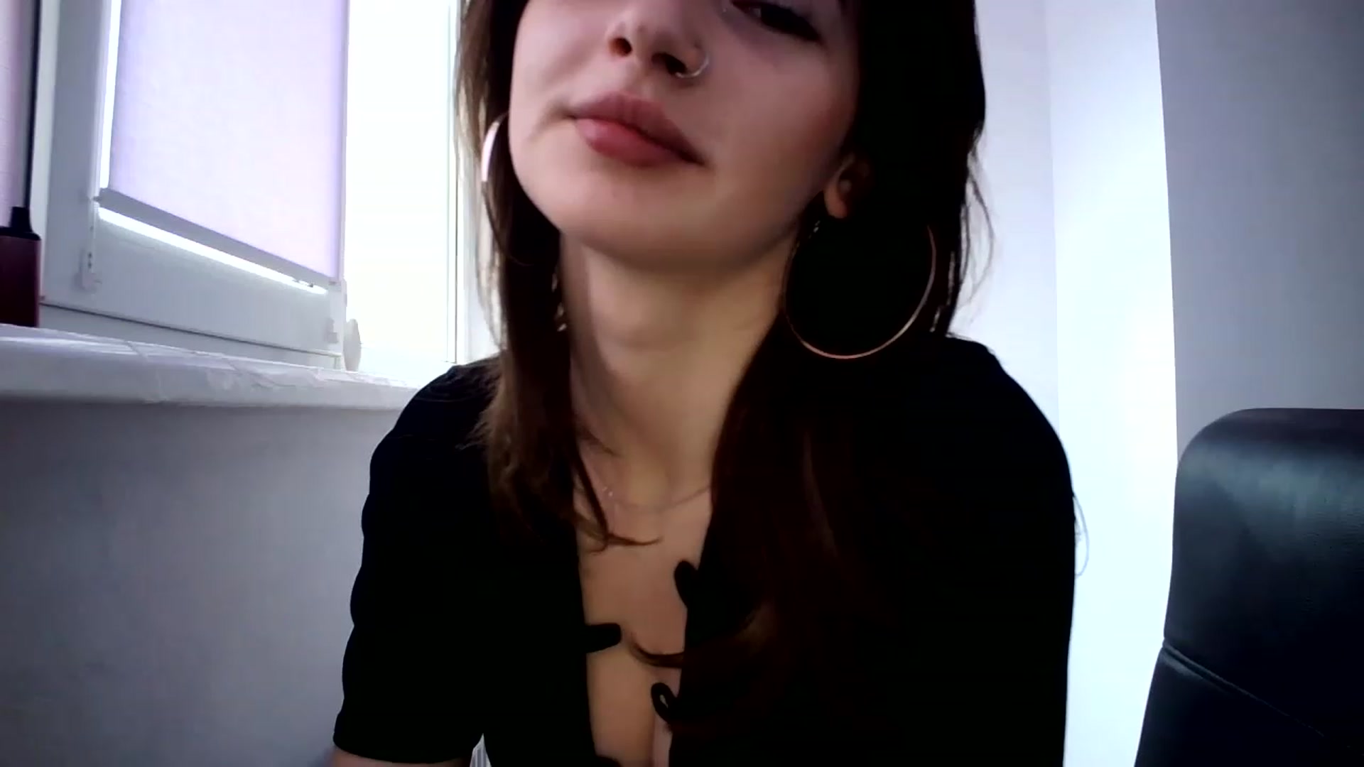 Gallery image thumbnail from MaryCoup's myfreecams stream on, 12/16/2022, 09:59 image 6 of 20