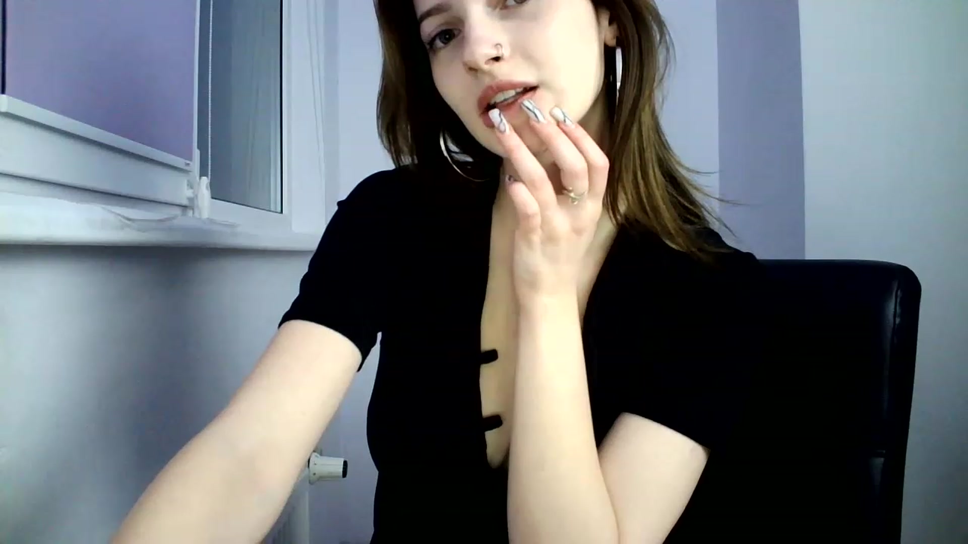 Gallery image thumbnail from MaryCoup's myfreecams stream on, 01/18/2023, 17:07 image 8 of 20