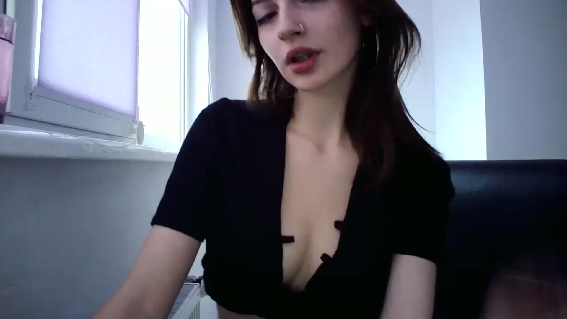 Gallery image thumbnail from MaryCoup's myfreecams stream on, 01/22/2023, 13:22 image 19 of 20