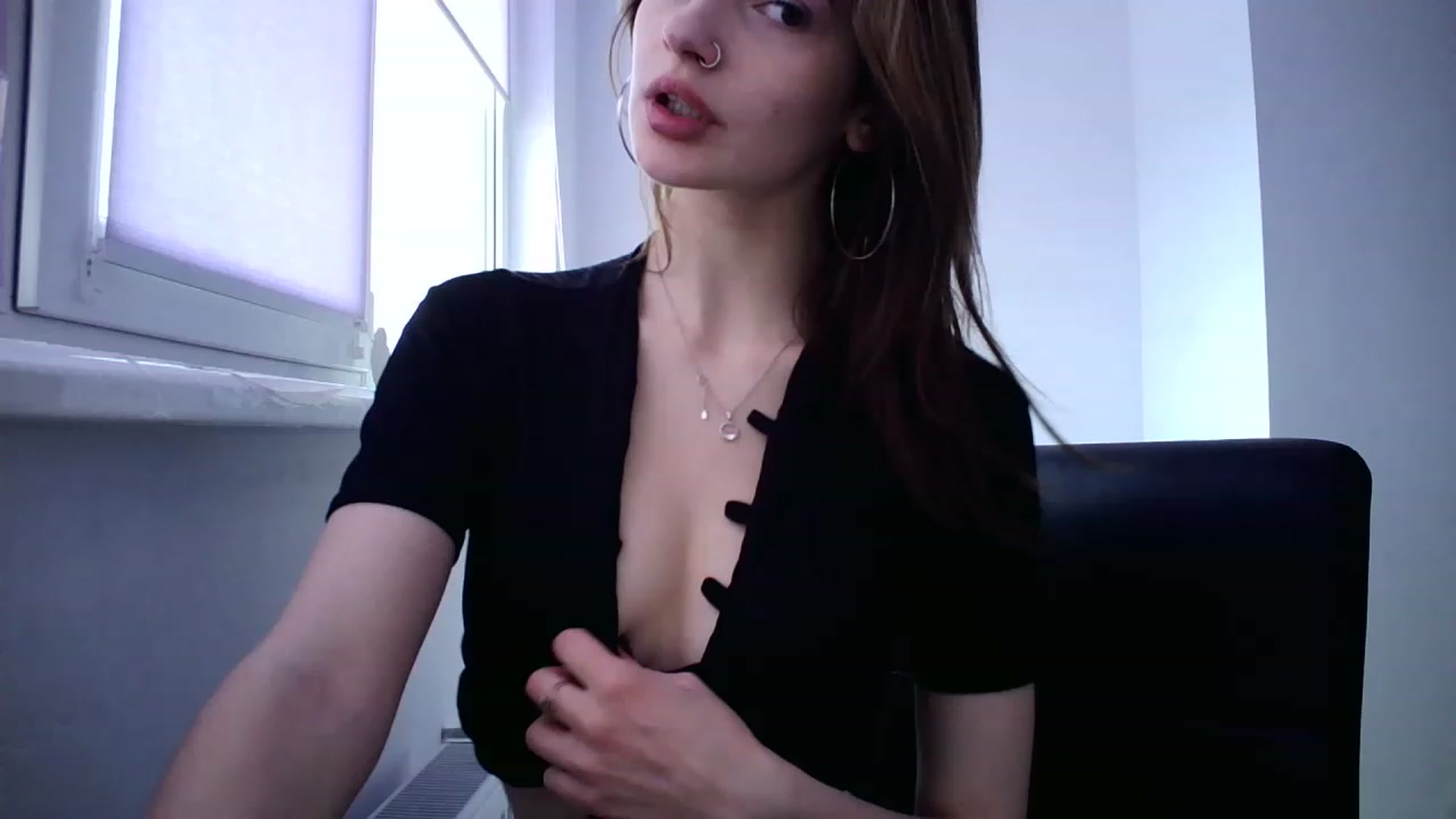 Gallery image thumbnail from MaryCoup's myfreecams stream on, 02/27/2023, 13:30 image 12 of 20