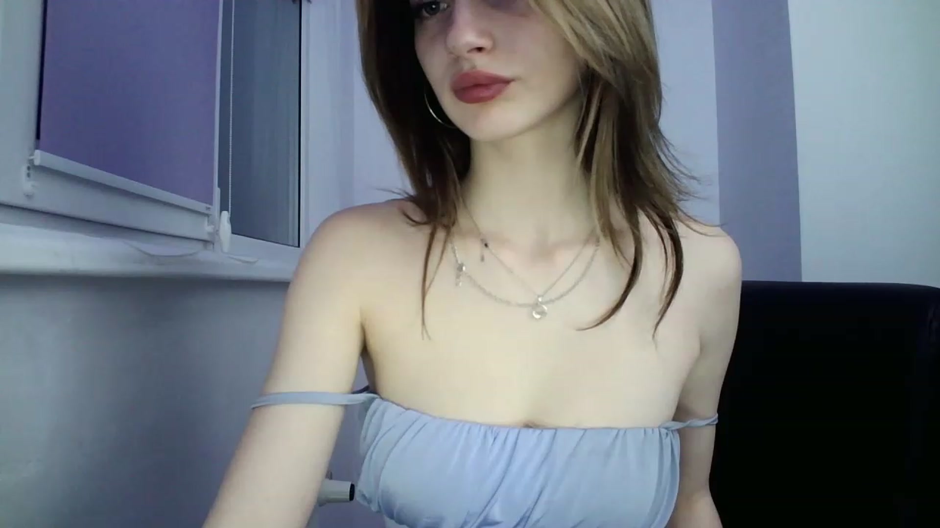 Gallery image thumbnail from MaryCoup's myfreecams stream on, 05/16/2023, 24:08 image 11 of 20