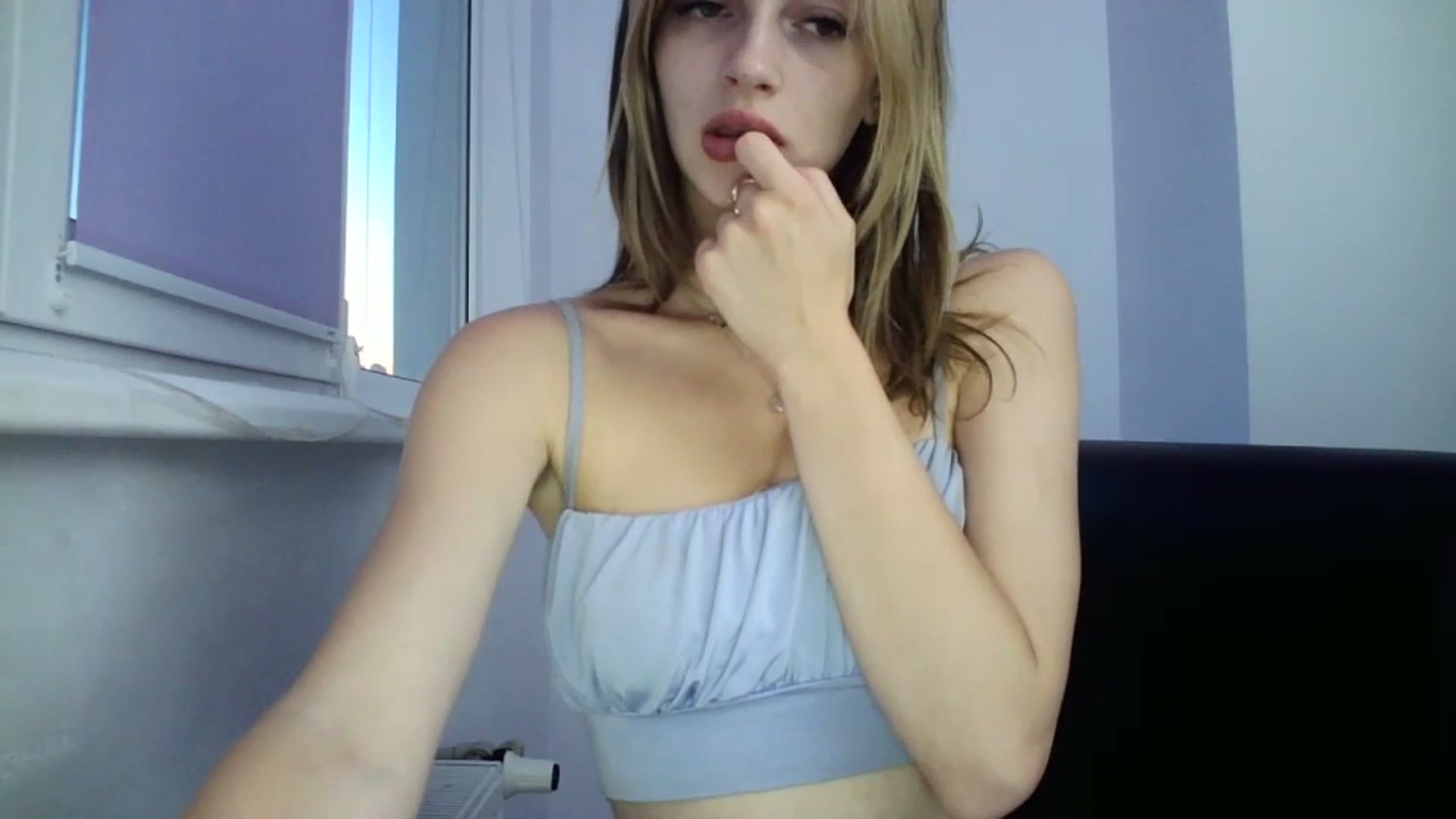 Gallery image thumbnail from MaryCoup's myfreecams stream on, 07/14/2023, 18:17 image 10 of 20