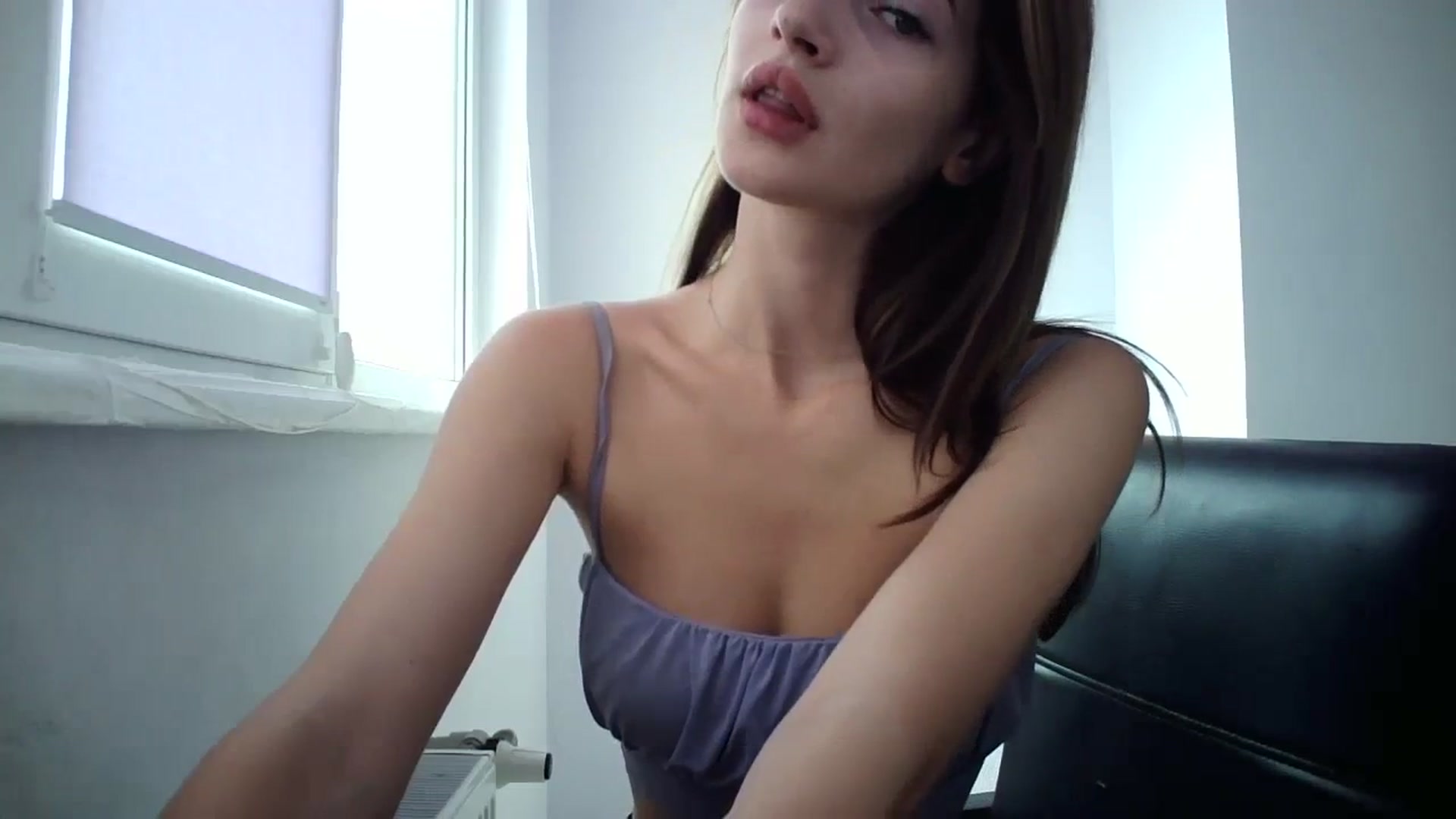 Gallery image thumbnail from MaryCoup's myfreecams stream on, 08/01/2023, 09:44 image 17 of 20