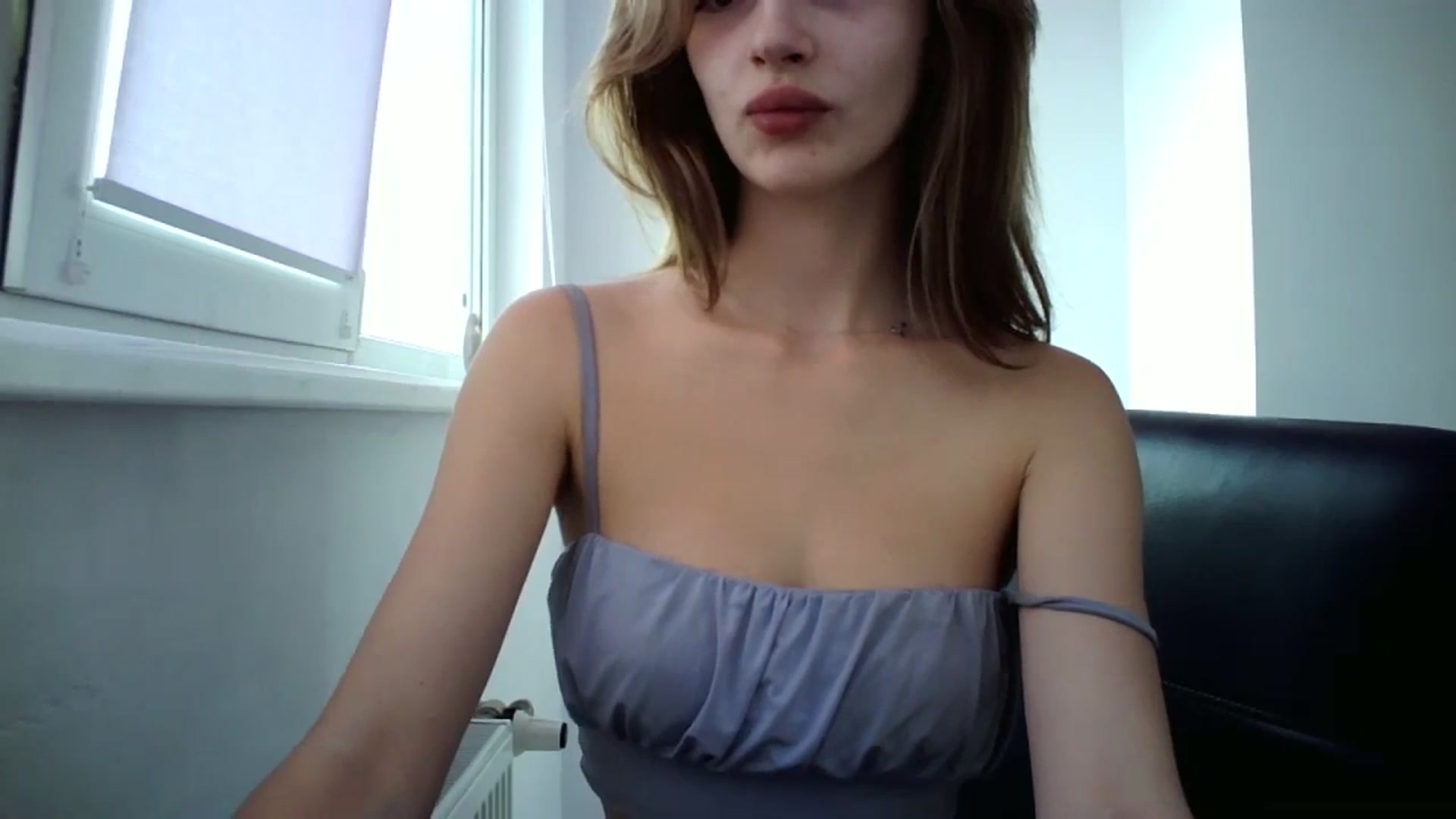 Gallery image thumbnail from MaryCoup's myfreecams stream on, 09/20/2023, 13:20 image 10 of 20