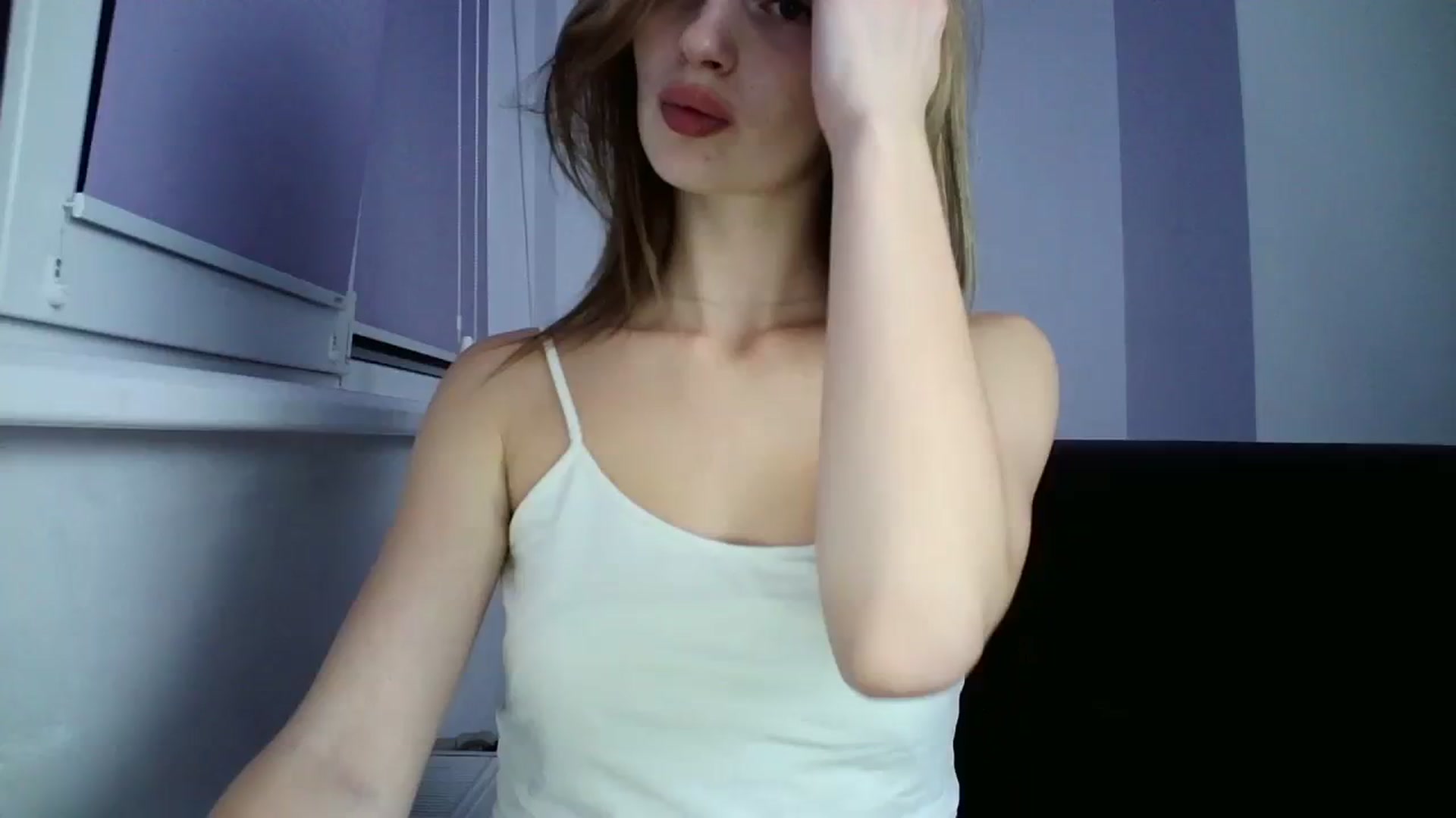 Gallery image thumbnail from MaryCoup's myfreecams stream on, 09/24/2023, 19:18 image 14 of 20