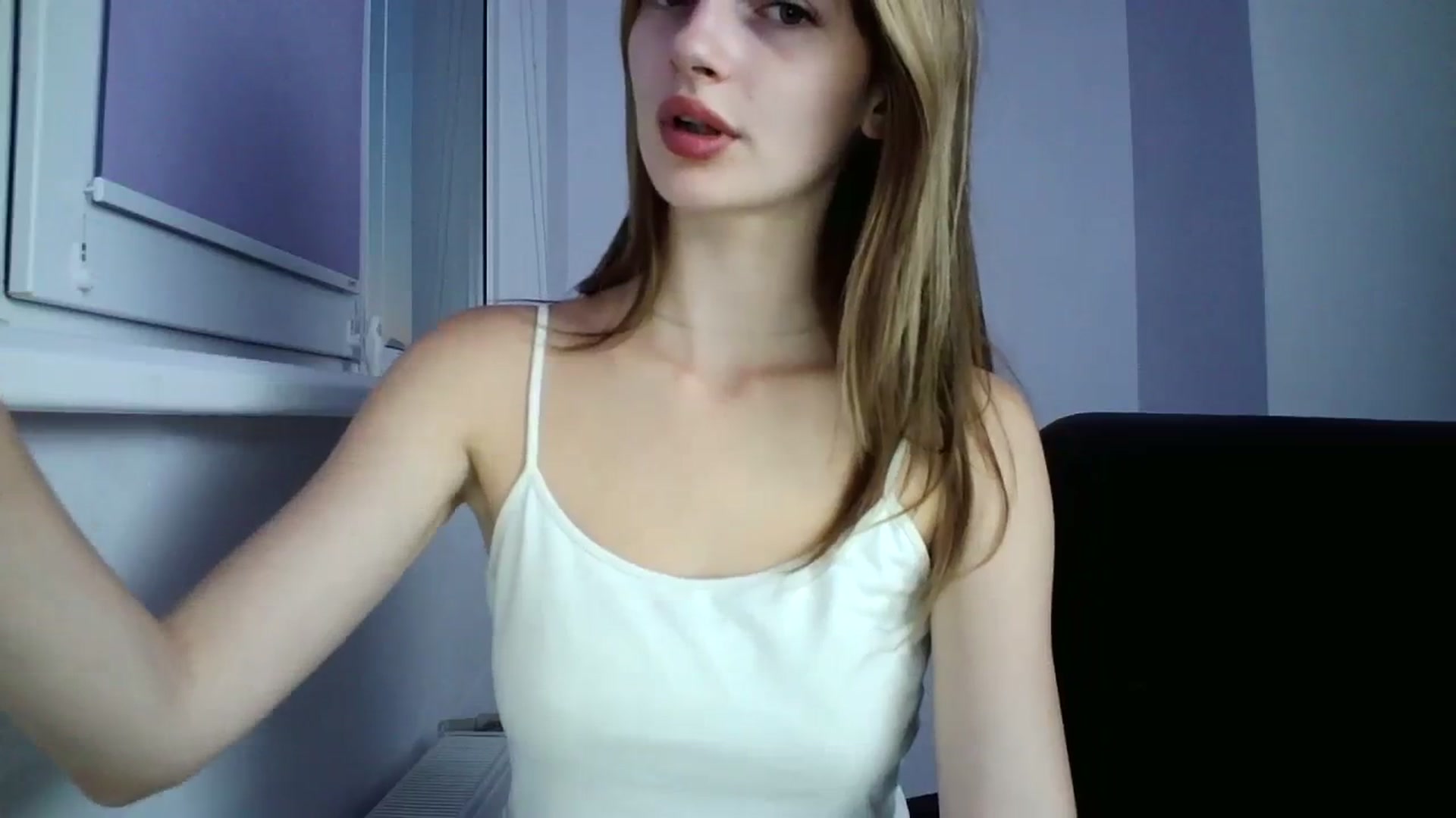 Gallery image thumbnail from MaryCoup's myfreecams stream on, 09/26/2023, 16:26 image 14 of 20