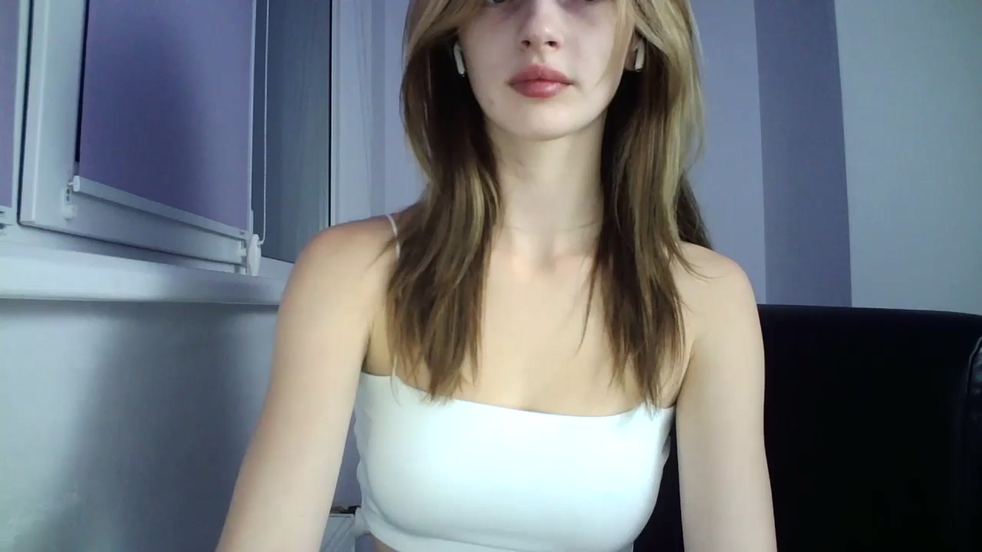Gallery image thumbnail from MaryCoup's myfreecams stream on, 10/05/2023, 18:50 image 13 of 20