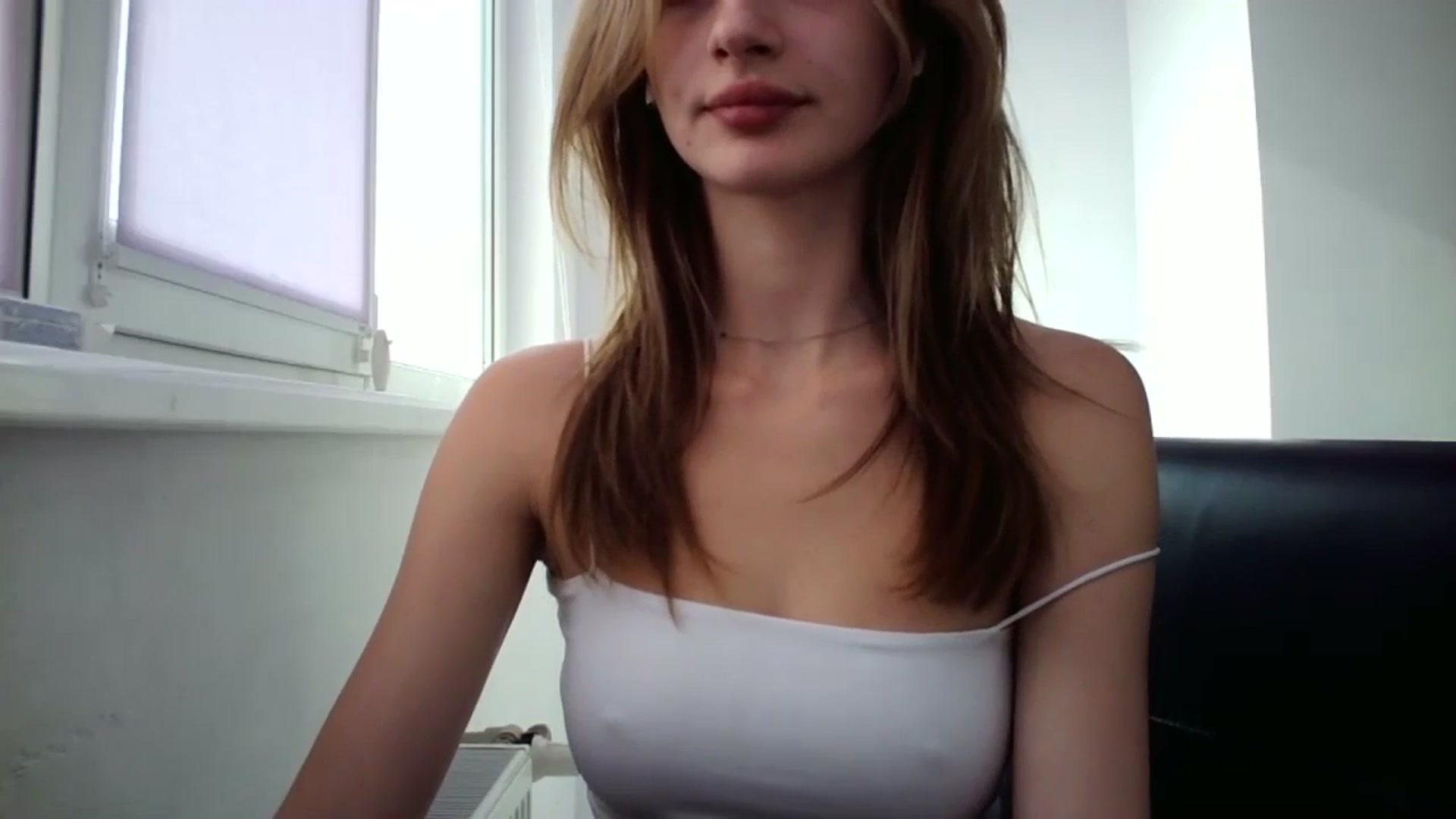 Gallery image thumbnail from MaryCoup's myfreecams stream on, 10/09/2023, 12:34 image 13 of 20