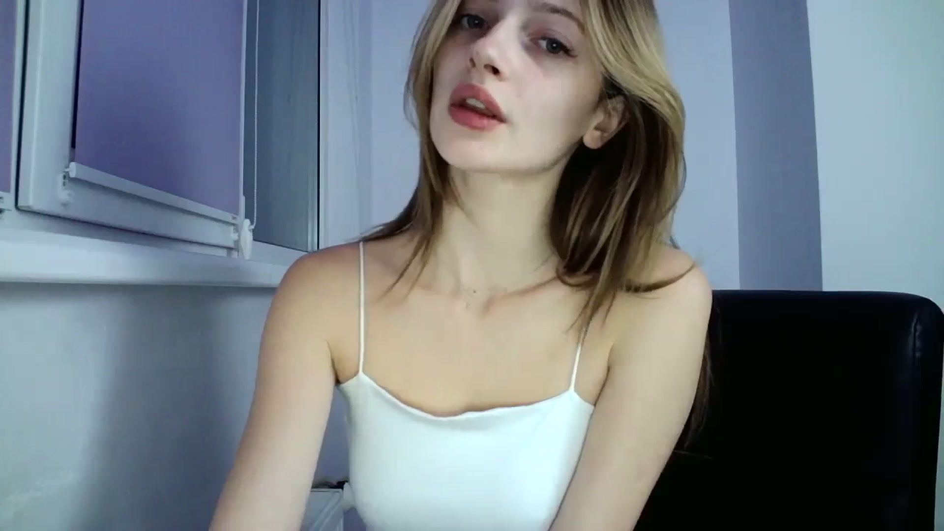Gallery image thumbnail from MaryCoup's myfreecams stream on, 10/09/2023, 17:41 image 12 of 20