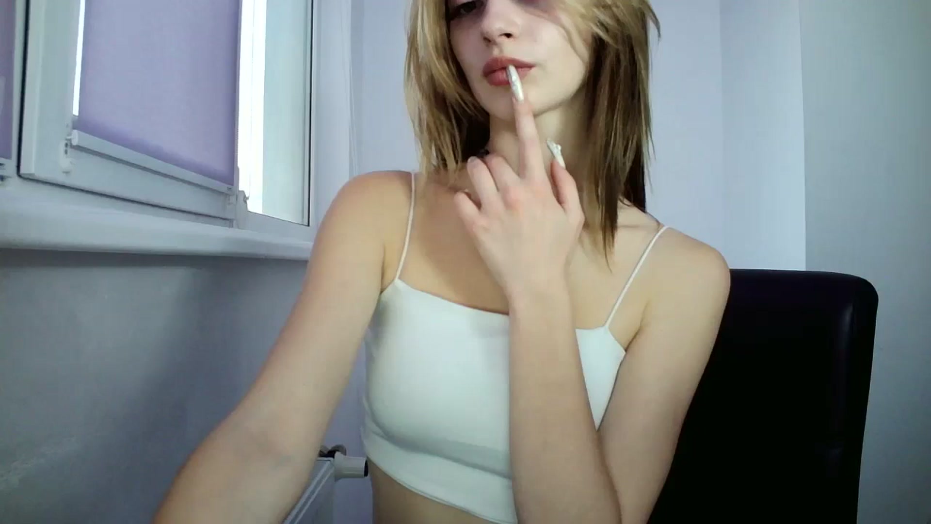 Gallery image thumbnail from MaryCoup's myfreecams stream on, 10/13/2023, 15:42 image 5 of 20