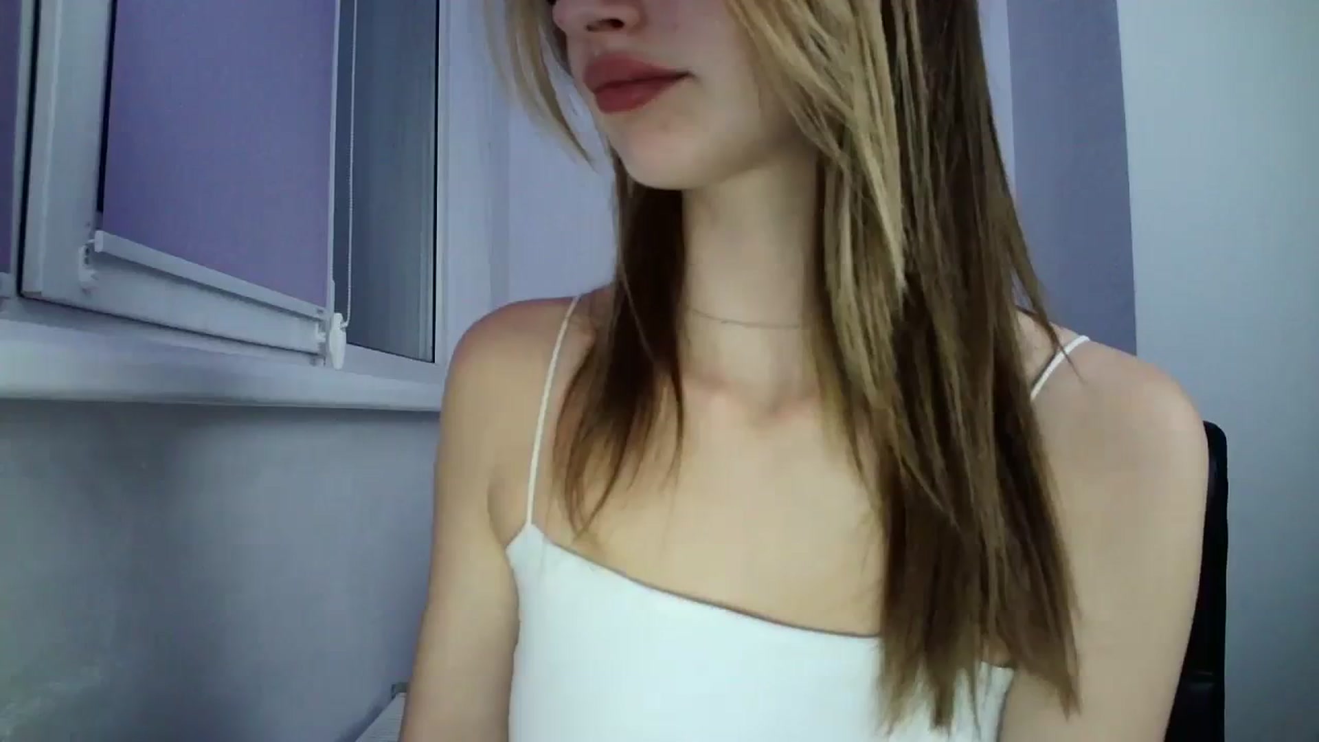 Gallery image thumbnail from MaryCoup's myfreecams stream on, 10/13/2023, 18:06 image 7 of 20