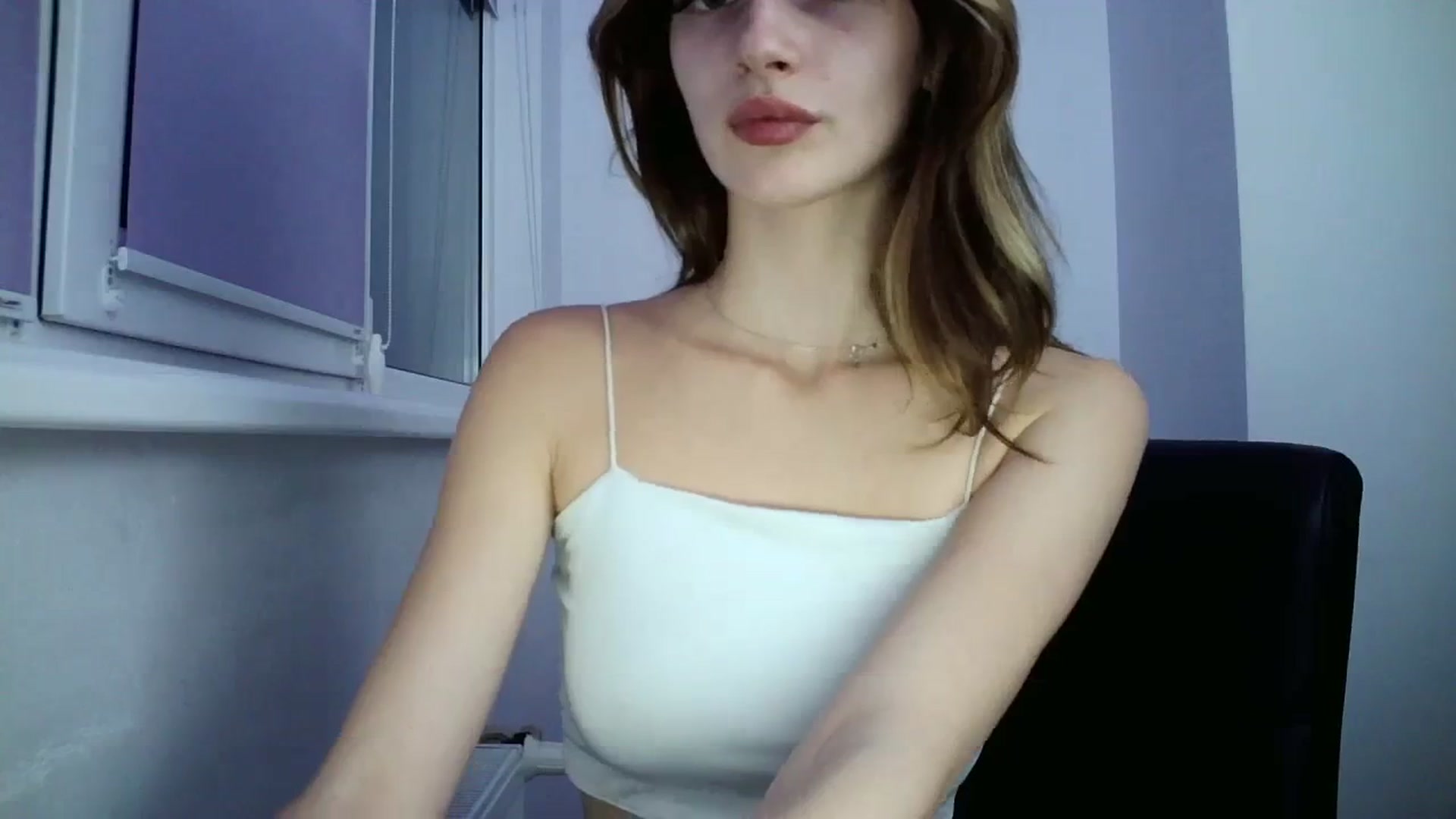 Gallery image thumbnail from MaryCoup's myfreecams stream on, 10/20/2023, 18:56 image 17 of 20