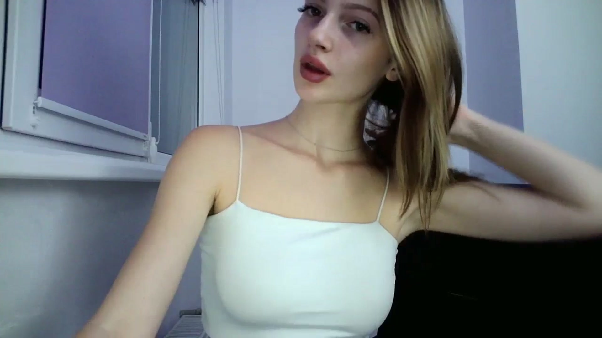 Gallery image thumbnail from MaryCoup's myfreecams stream on, 10/22/2023, 15:53 image 17 of 20