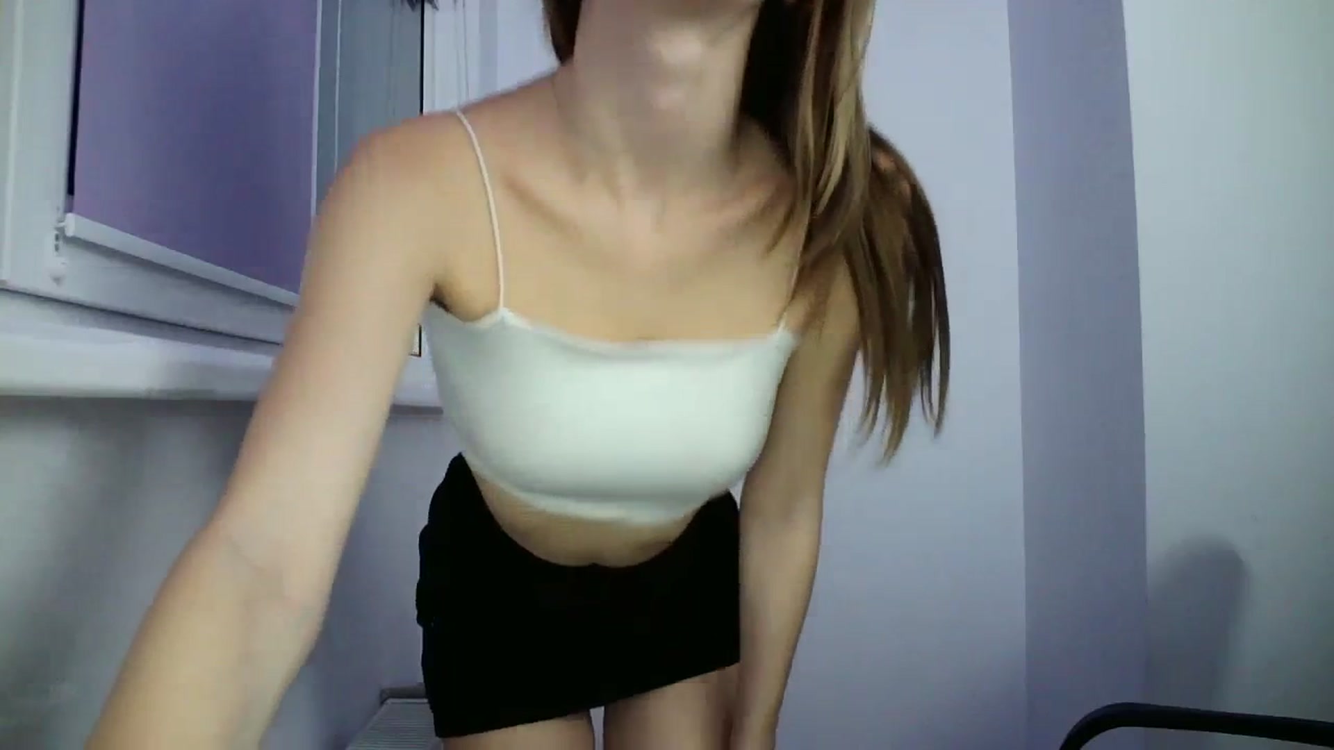 Gallery image thumbnail from MaryCoup's myfreecams stream on, 10/22/2023, 15:53 image 11 of 20