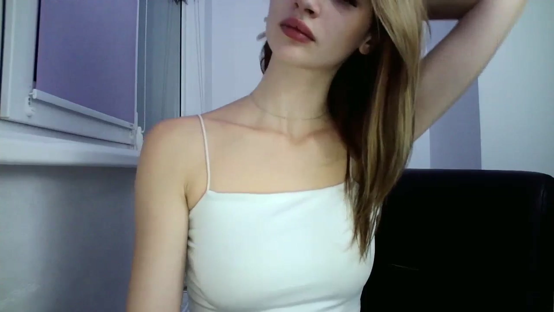 Gallery image thumbnail from MaryCoup's myfreecams stream on, 10/22/2023, 16:28 image 5 of 20