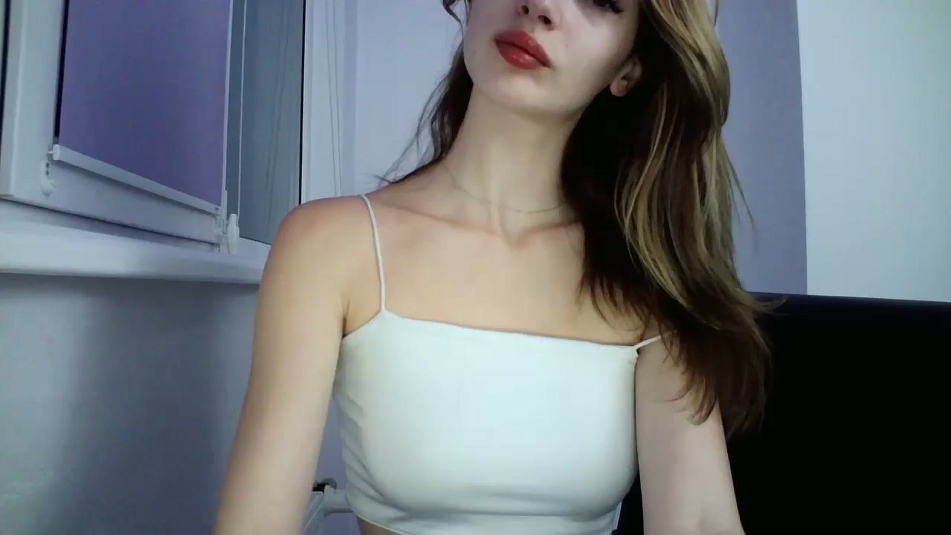 Gallery image thumbnail from MaryCoup's myfreecams stream on, 10/25/2023, 17:44 image 9 of 20