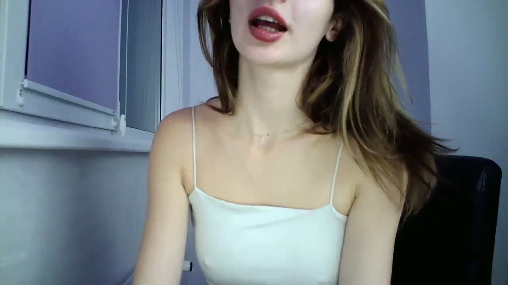 Gallery image thumbnail from MaryCoup's myfreecams stream on, 10/26/2023, 16:01 image 4 of 20