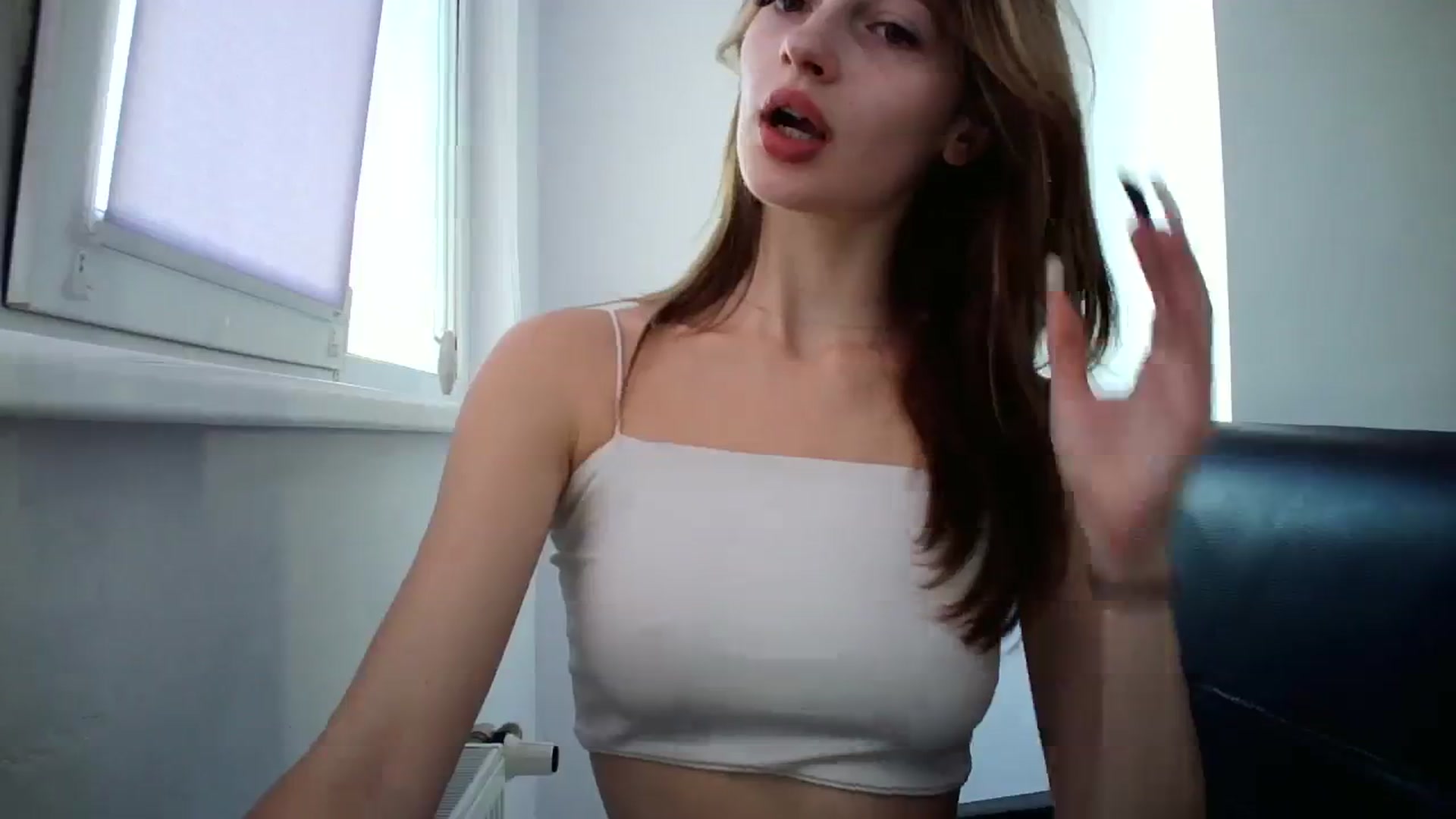 Gallery image thumbnail from MaryCoup's myfreecams stream on, 10/28/2023, 14:45 image 6 of 20