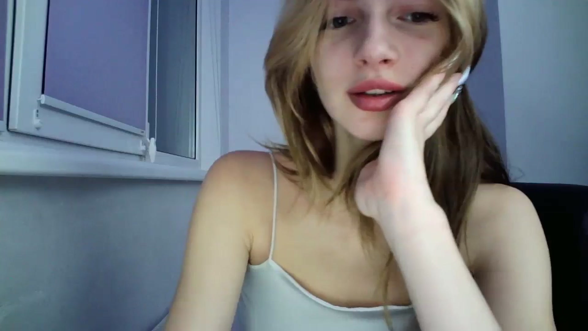 Gallery image thumbnail from MaryCoup's myfreecams stream on, 11/02/2023, 17:27 image 12 of 20