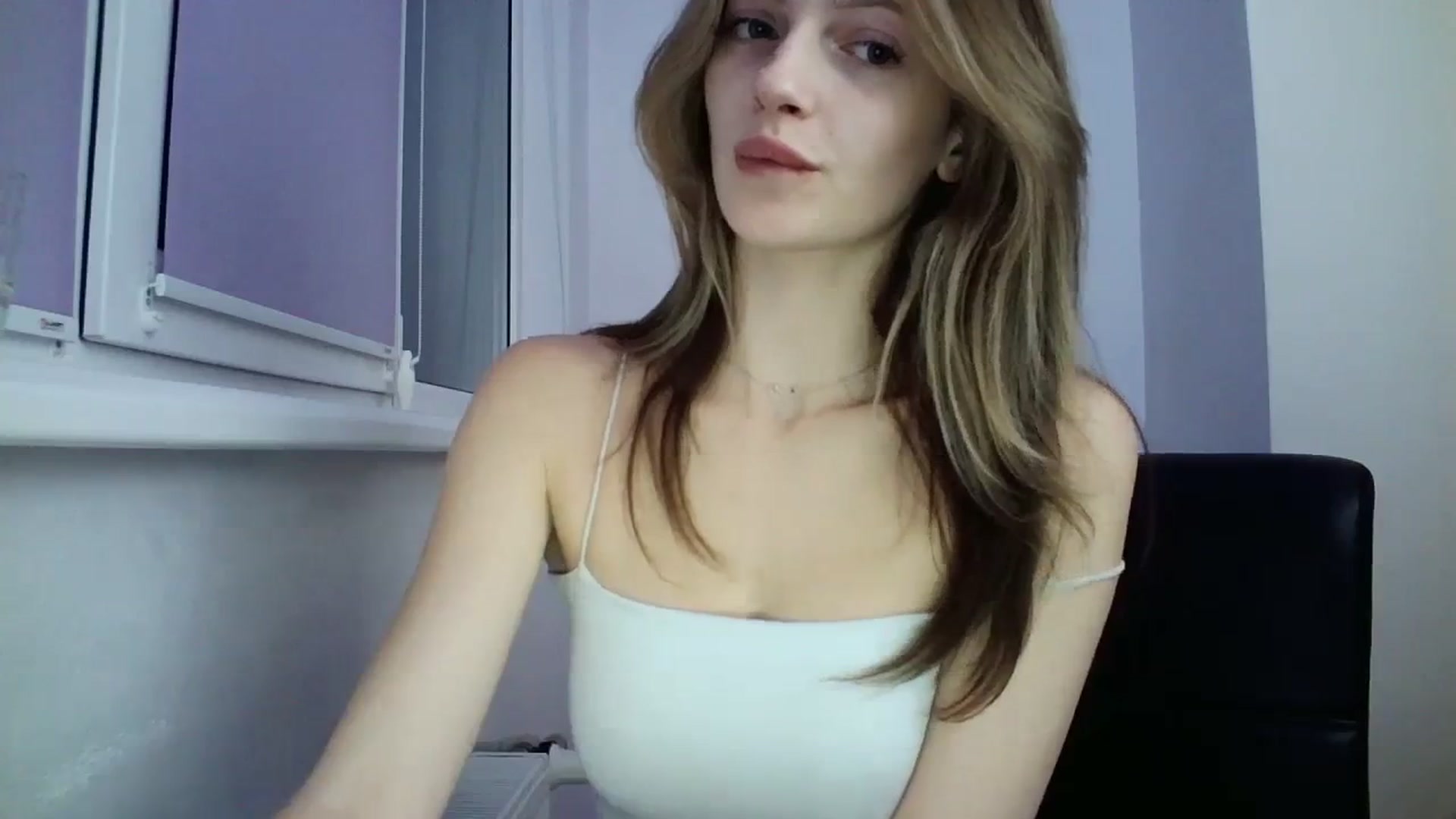 Gallery image thumbnail from MaryCoup's myfreecams stream on, 11/11/2023, 17:51 image 15 of 20