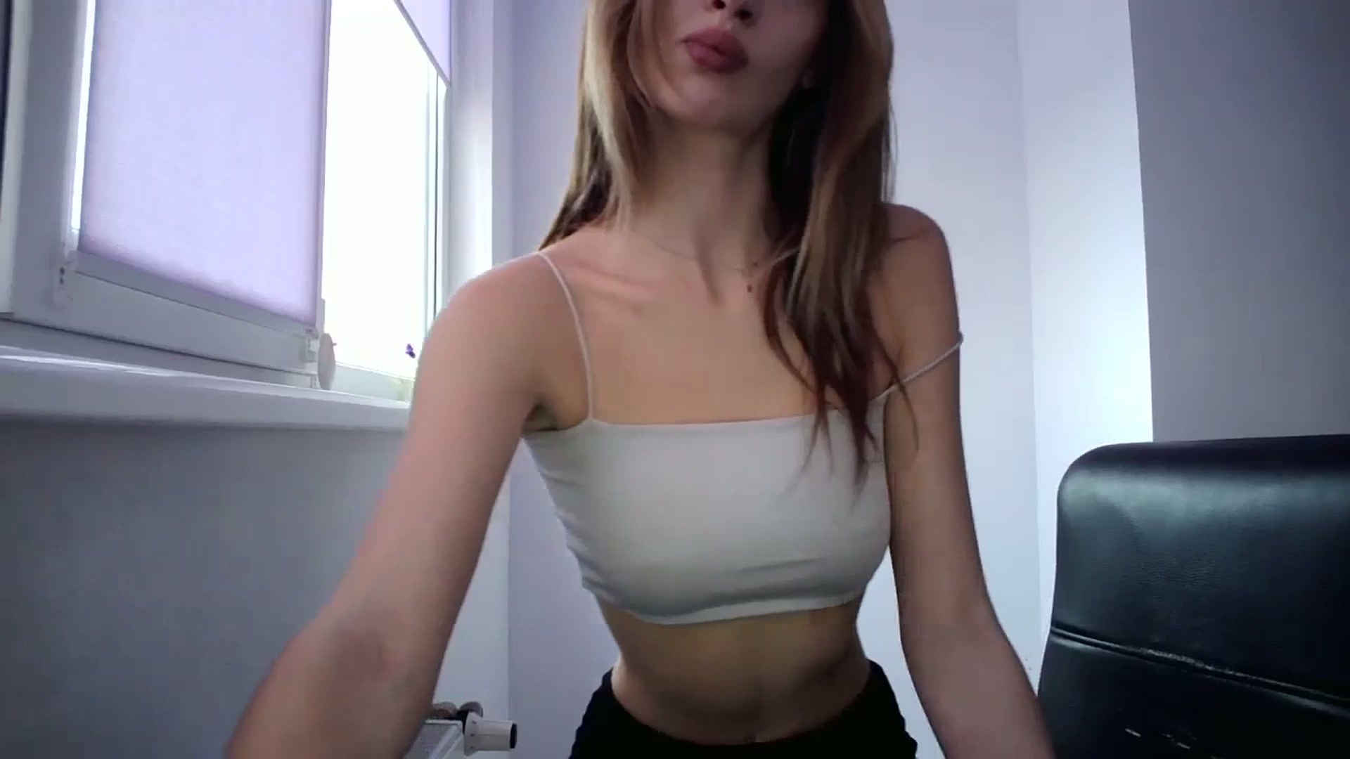 Gallery image thumbnail from MaryCoup's myfreecams stream on, 11/30/2023, 13:37 image 13 of 20