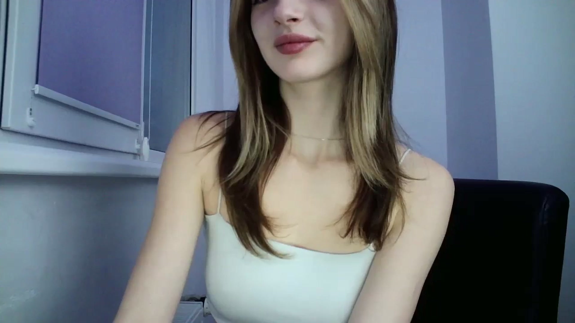 Gallery image thumbnail from MaryCoup's myfreecams stream on, 12/04/2023, 15:04 image 4 of 20