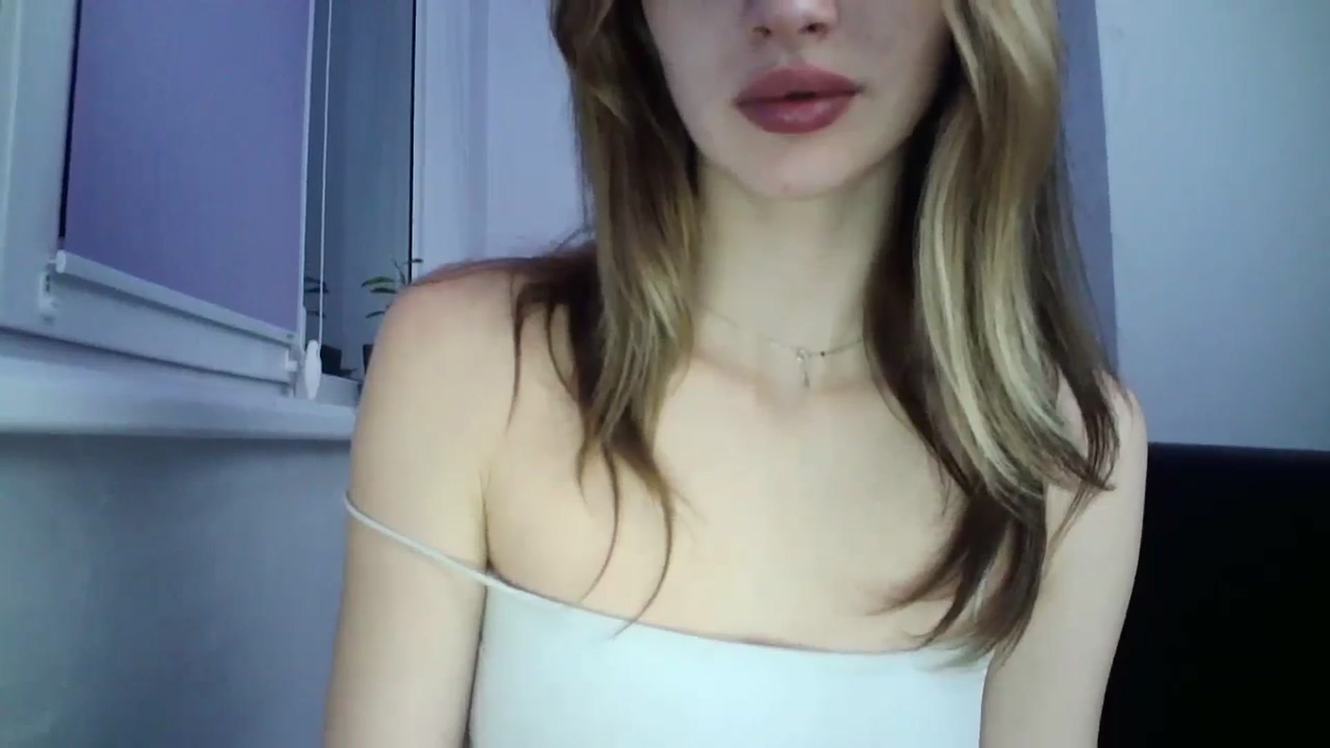 Gallery image thumbnail from MaryCoup's myfreecams stream on, 12/18/2023, 17:24 image 2 of 20