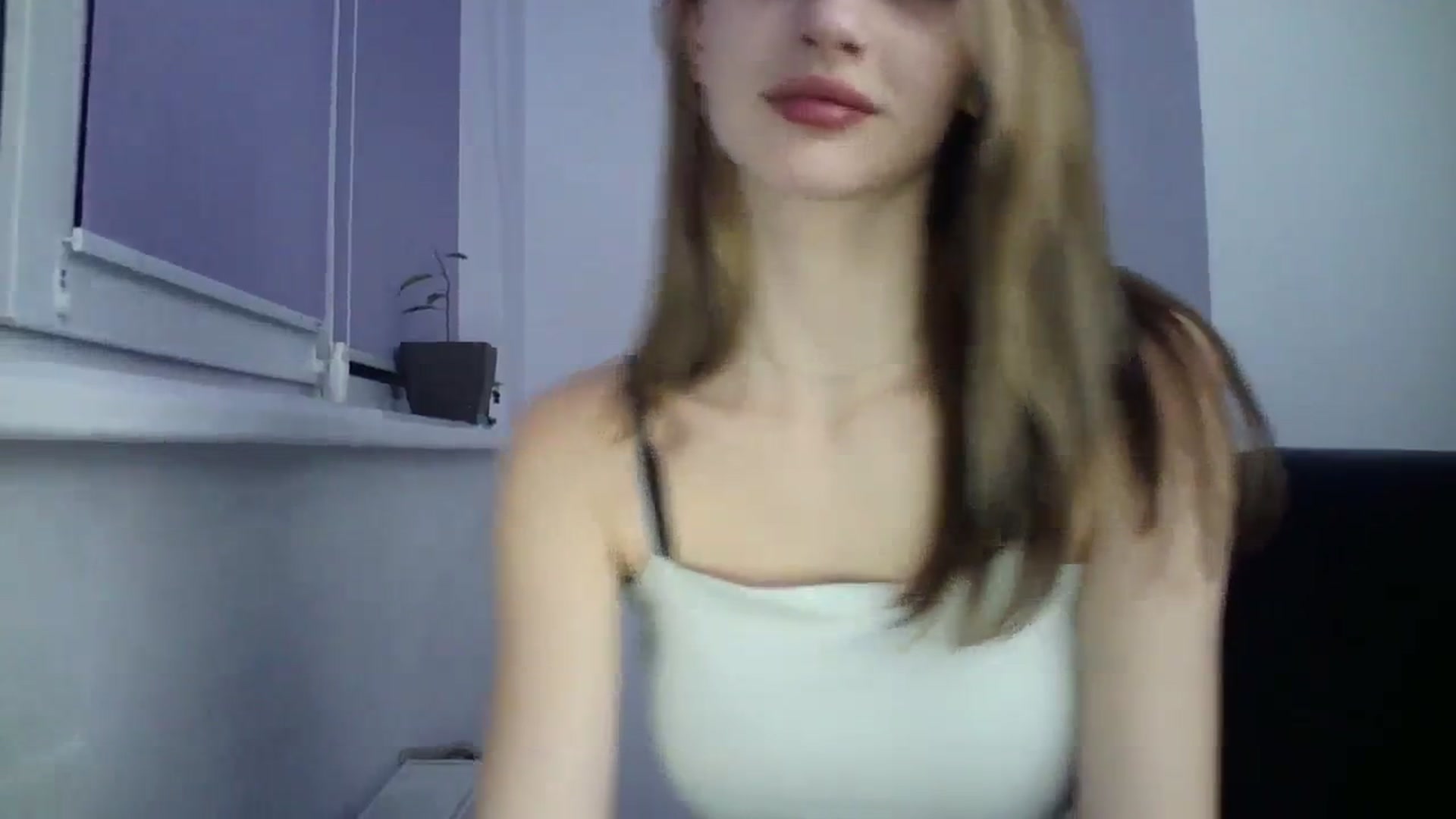 Gallery image thumbnail from MaryCoup's myfreecams stream on, 12/25/2023, 16:50 image 15 of 20