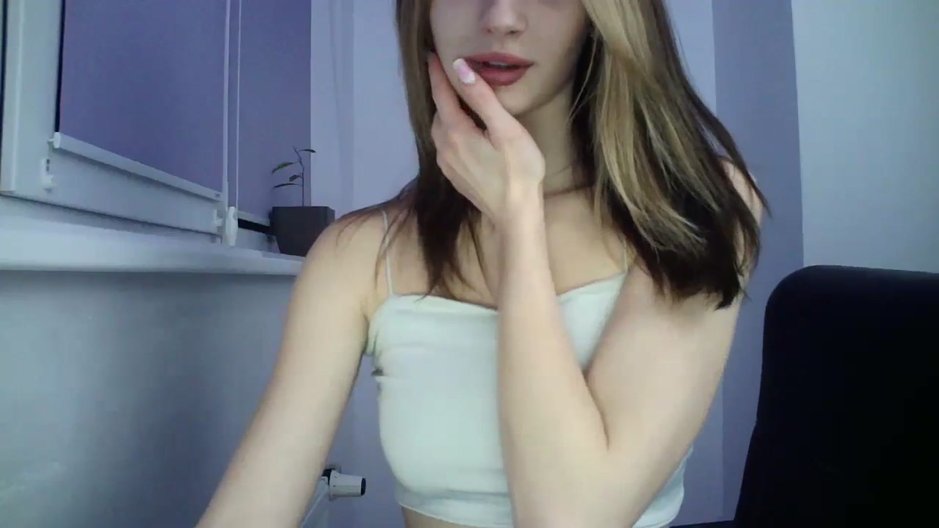 Gallery image thumbnail from MaryCoup's myfreecams stream on, 12/25/2023, 17:48 image 11 of 20
