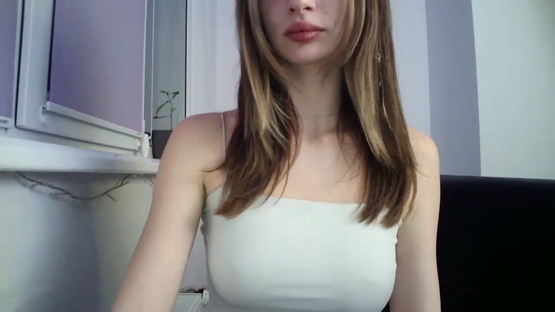 Gallery image thumbnail from MaryCoup's myfreecams stream on, 01/17/2024, 20:22 image 3 of 20