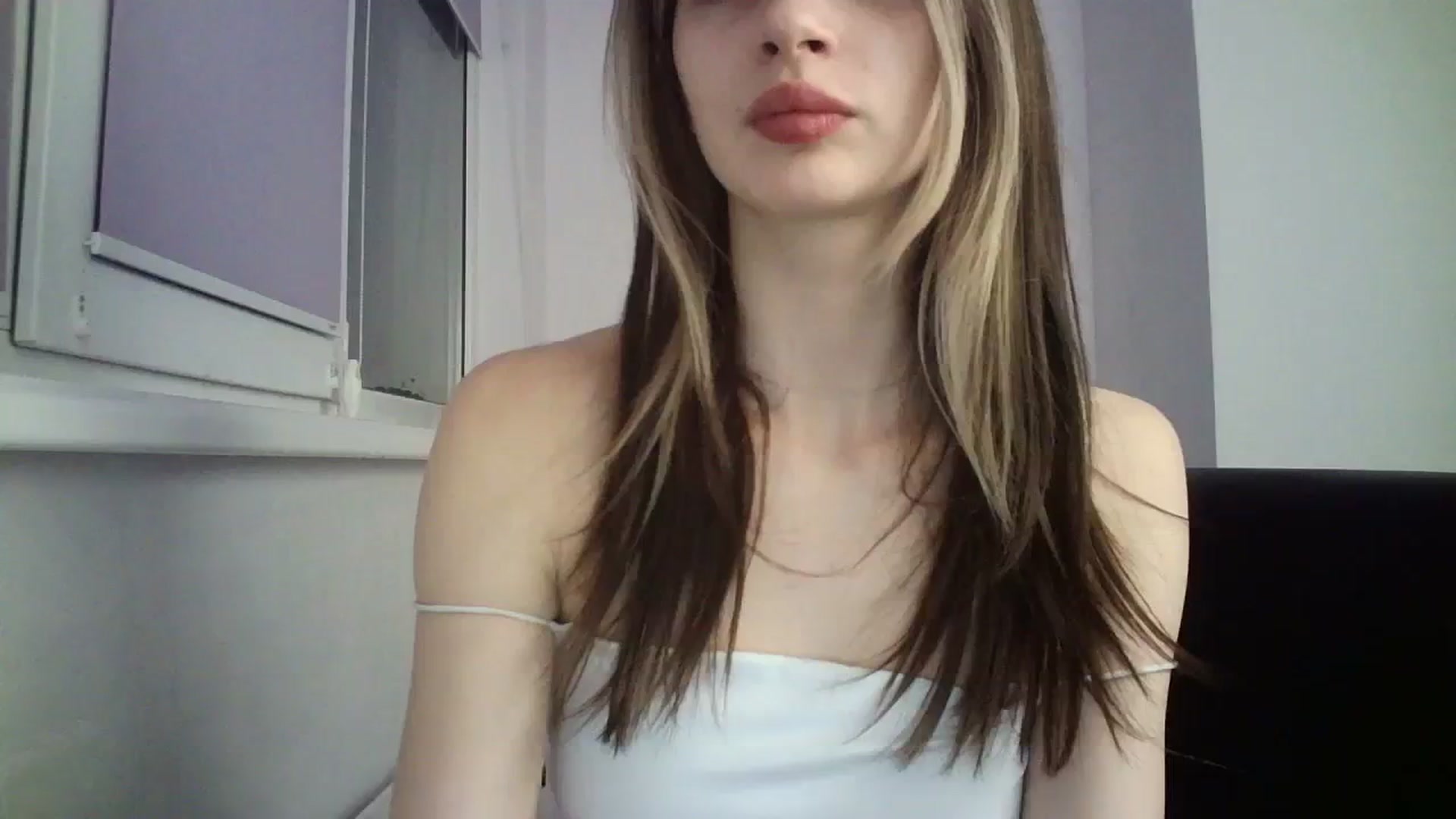 Gallery image thumbnail from MaryCoup's myfreecams stream on, 03/08/2024, 21:58 image 19 of 20